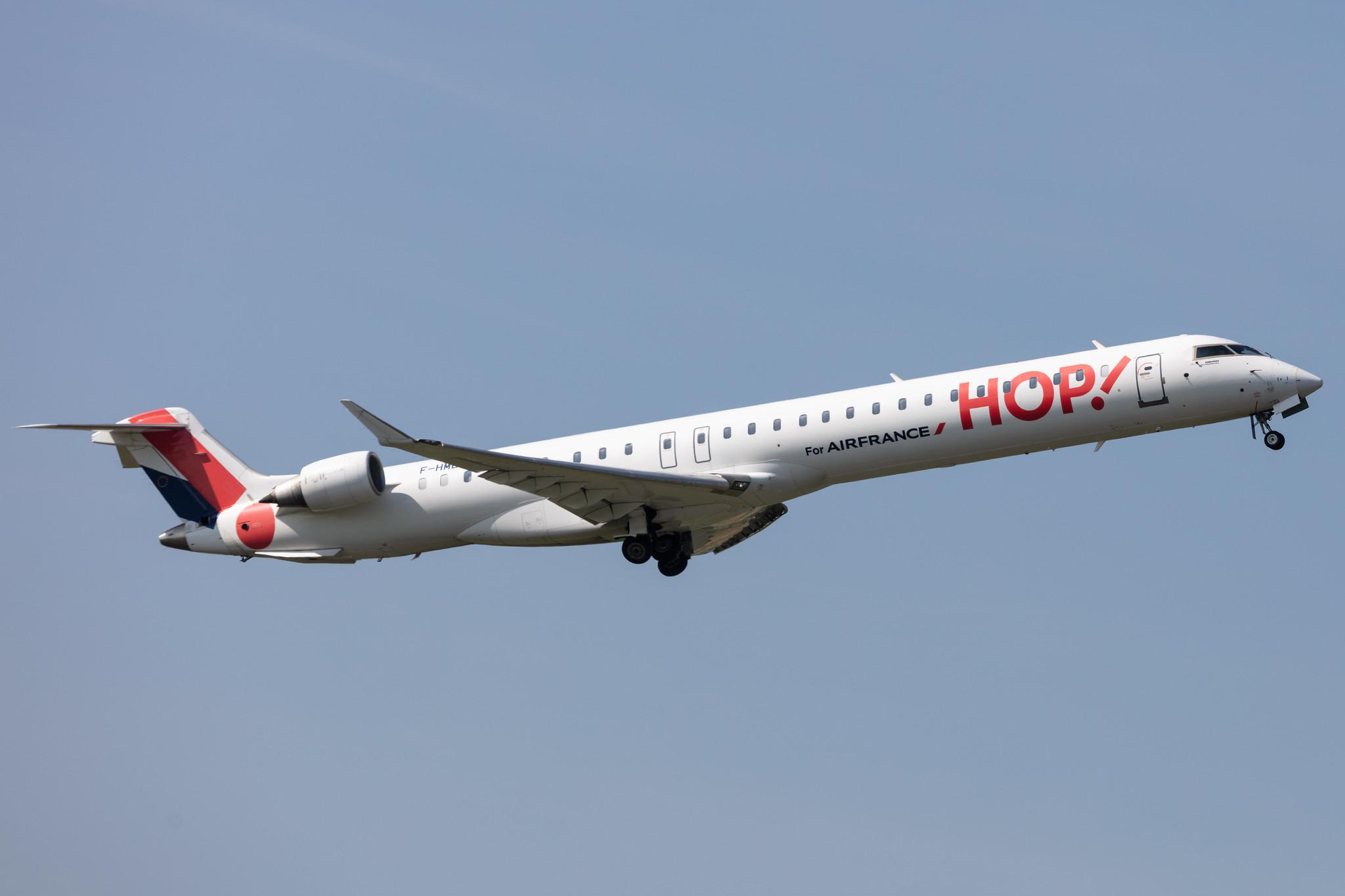 Amsterdam Schiphol: Air France (AF / AFR) | Operator: Air France Hop |  Mitsubishi CRJ-1000EL CRJX | F-HMLA | MSN 19004