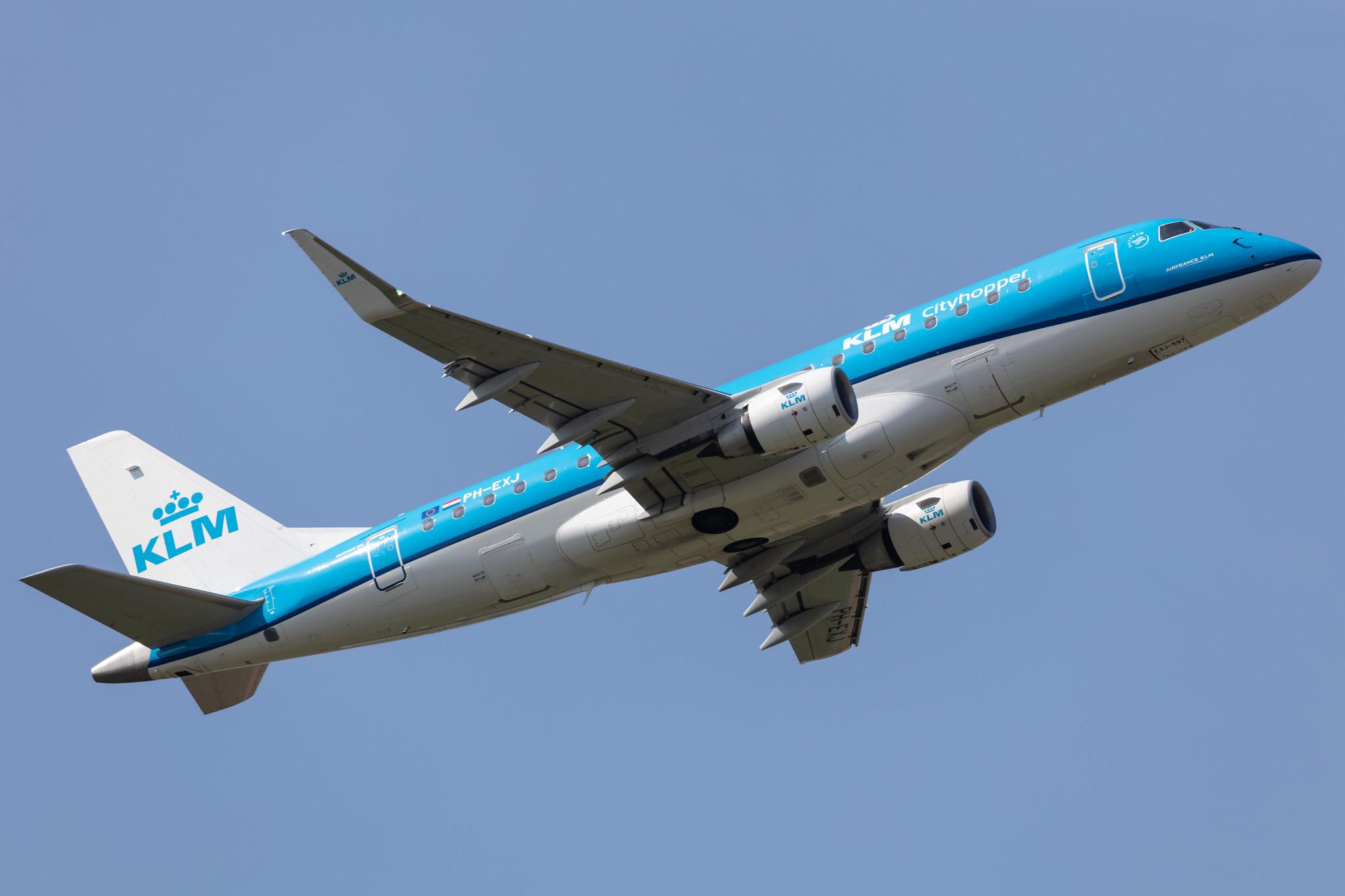 Amsterdam Schiphol: KLM (KL / KLM) | Operator: KLM Cityhopper |  Embraer E175STD E75L | PH-EXJ | MSN 17000597