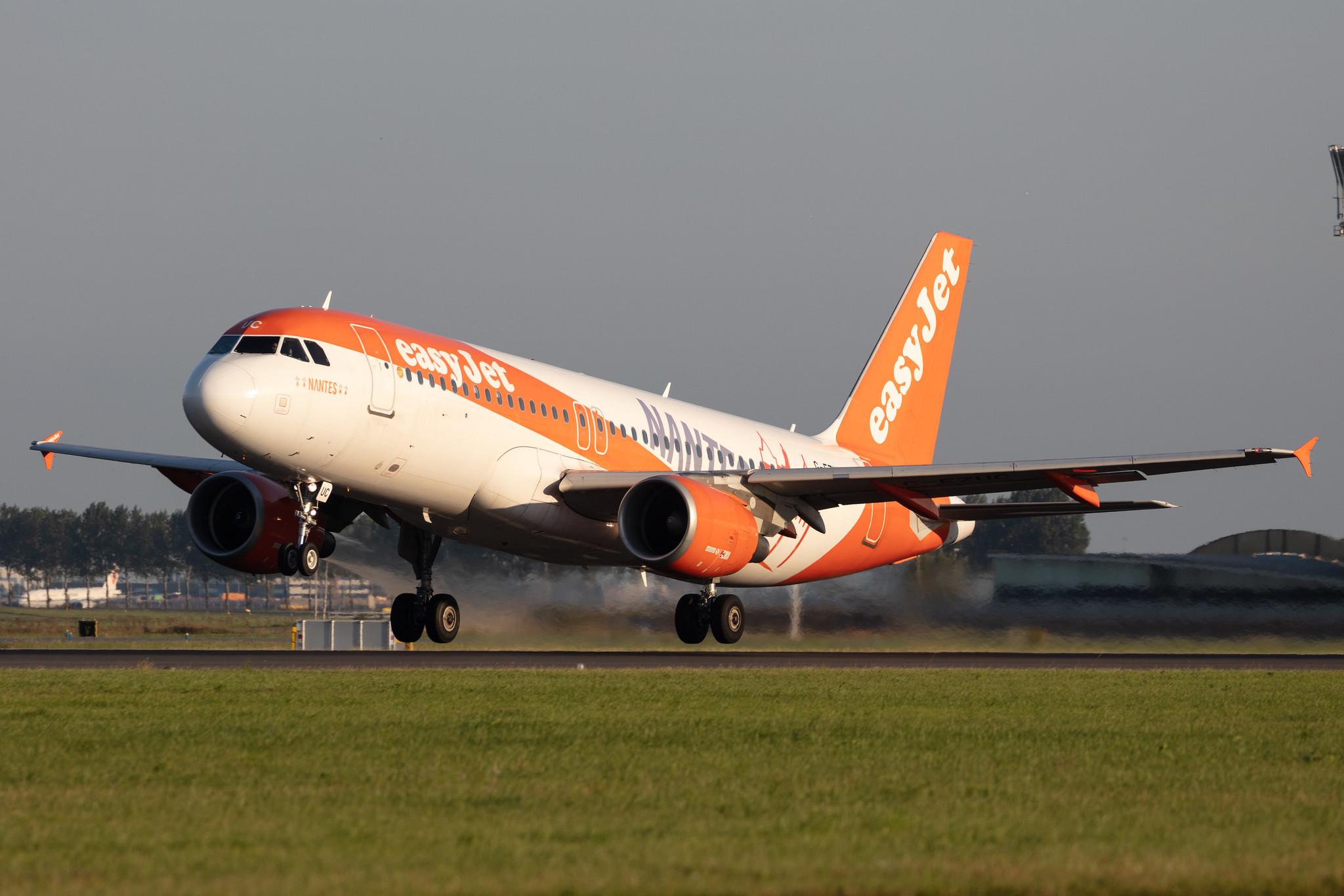 Amsterdam Schiphol: easyJet (U2 / EZY) |  Livery: Nantes Livery |  Airbus A320-214 A320 | G-EZUC | MSN 4591