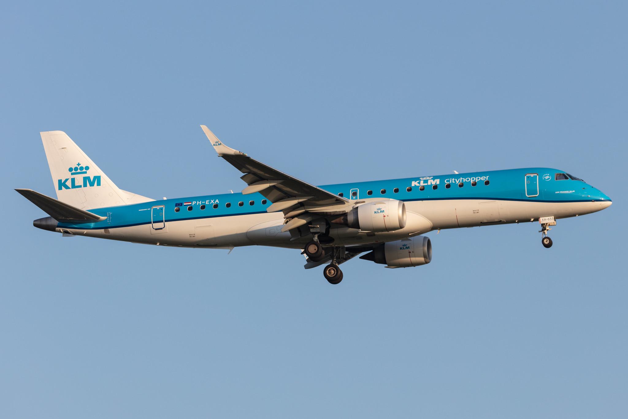 Amsterdam Schiphol: KLM (KL / KLM) | Operator: KLM Cityhopper |  Embraer E190STD E190 | PH-EXA | MSN 19000655