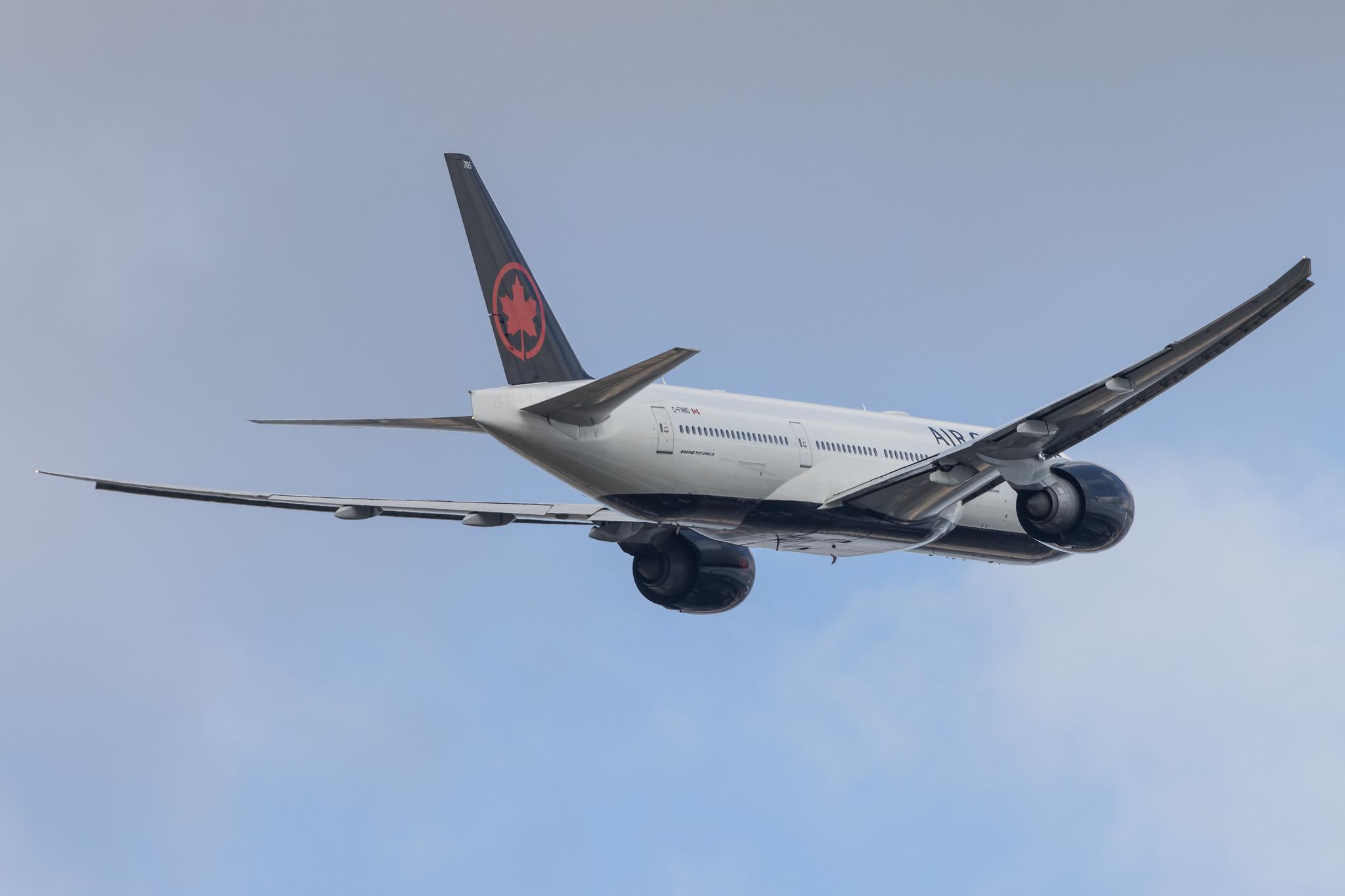 London Heathrow: Air Canada (AC / ACA) |  Boeing 777-233(LR) B77L | C-FNND | MSN 35246