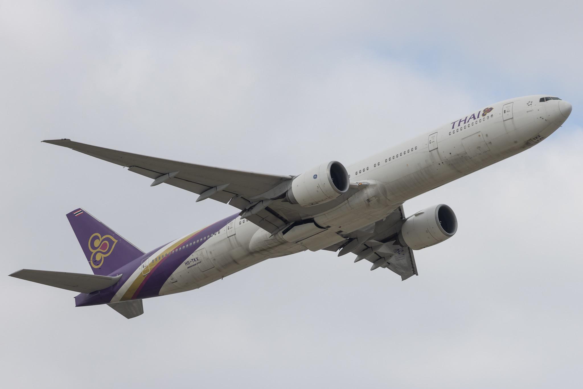 London Heathrow: Thai Airways (TG / THA) |  Boeing 777-3D7(ER) B77W | HS-TKX | MSN 42113