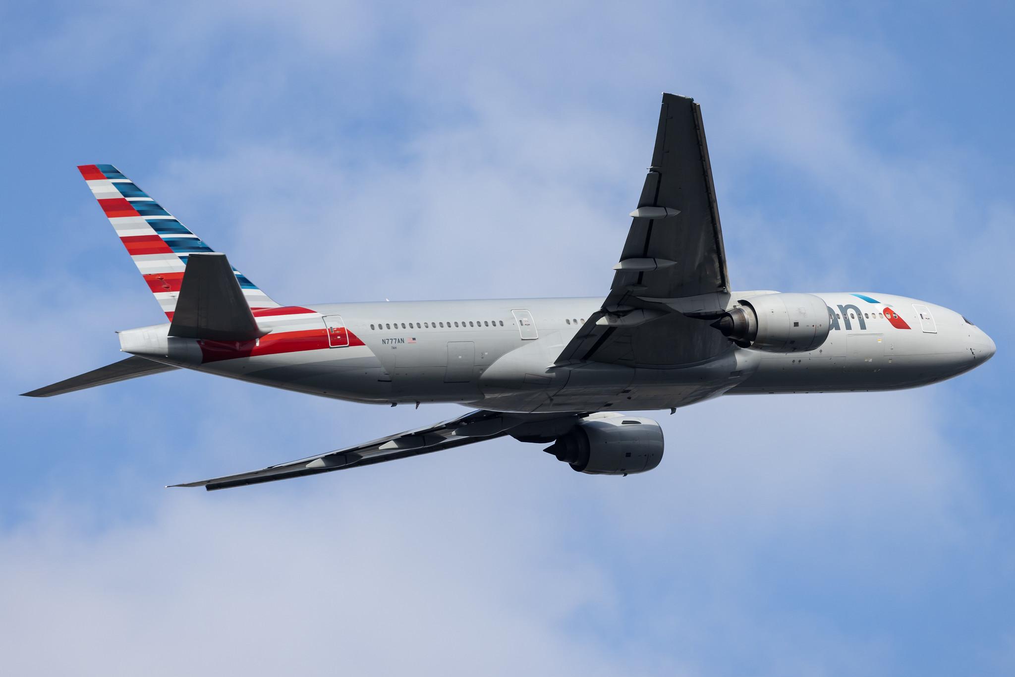 London Heathrow: American Airlines (AA / AAL) |  Boeing 777-223(ER) B772 | N777AN | MSN 29585