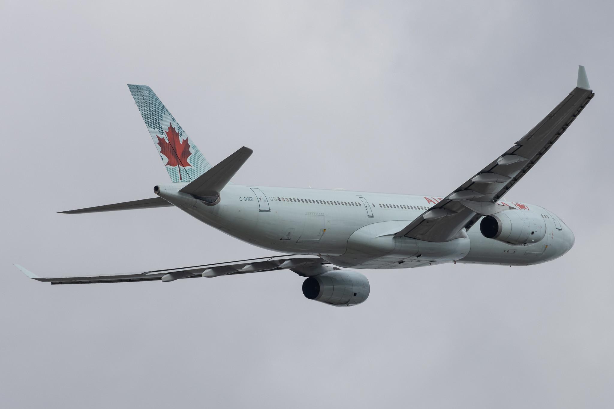 London Heathrow: Air Canada (AC / ACA) |  Airbus A330-343 A333 | C-GHKR | MSN 0400