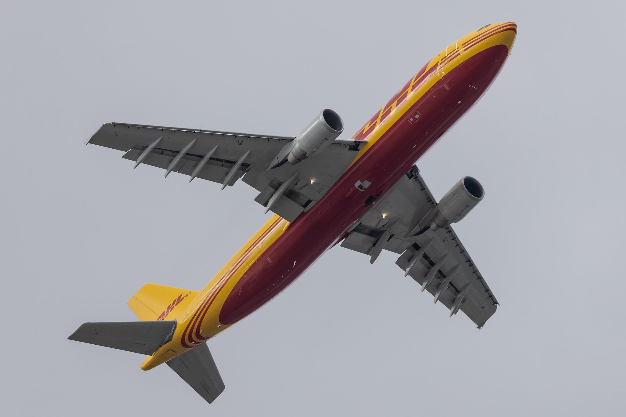 London Heathrow: DHL (D0 / DHK) | Operator: European Air Transport |  Airbus A300B4-622R(F) A306 | D-AEAK | MSN 670
