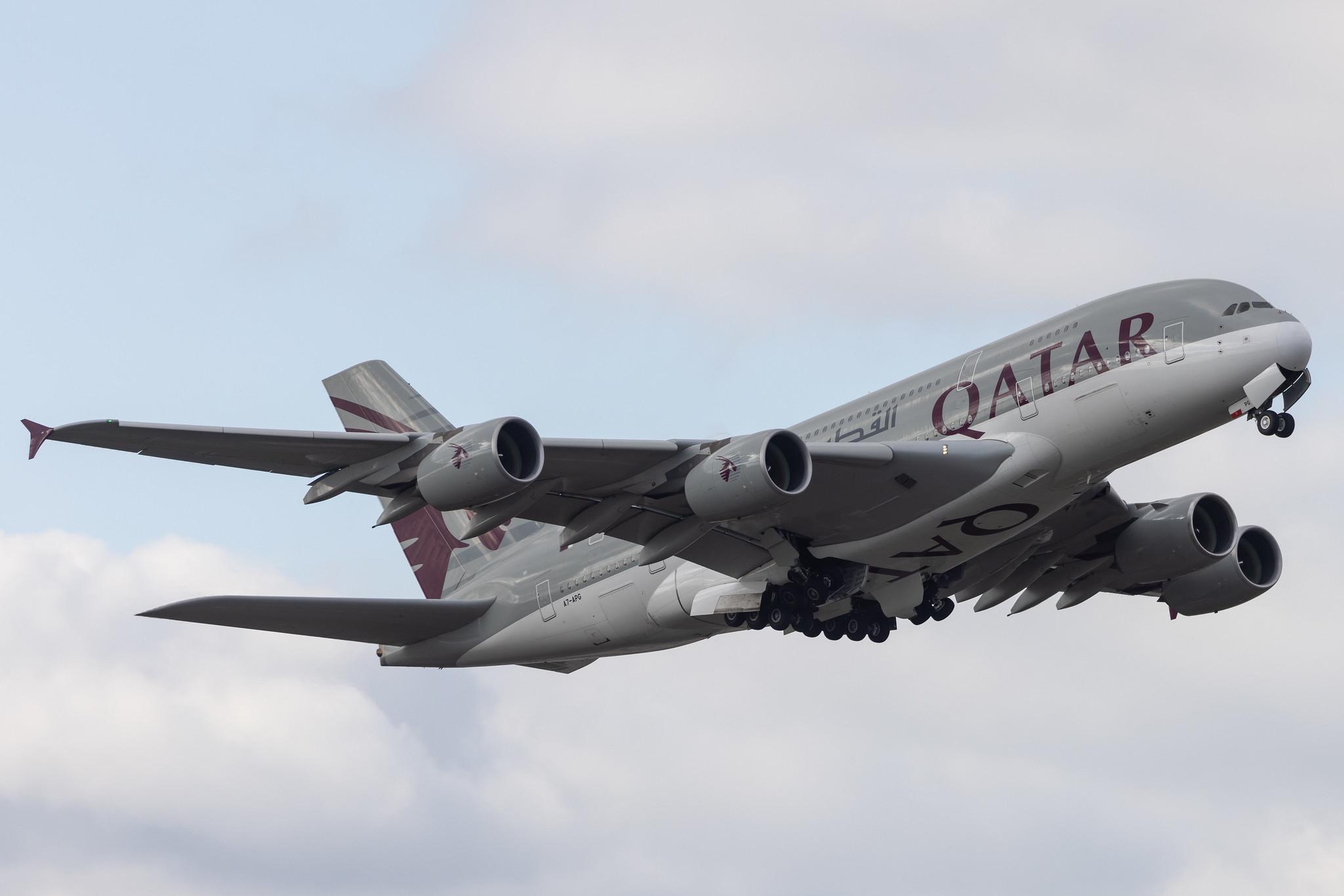 London Heathrow: Qatar Airways (QR / QTR) |  Airbus A380-861 A388 | A7-APG | MSN 193
