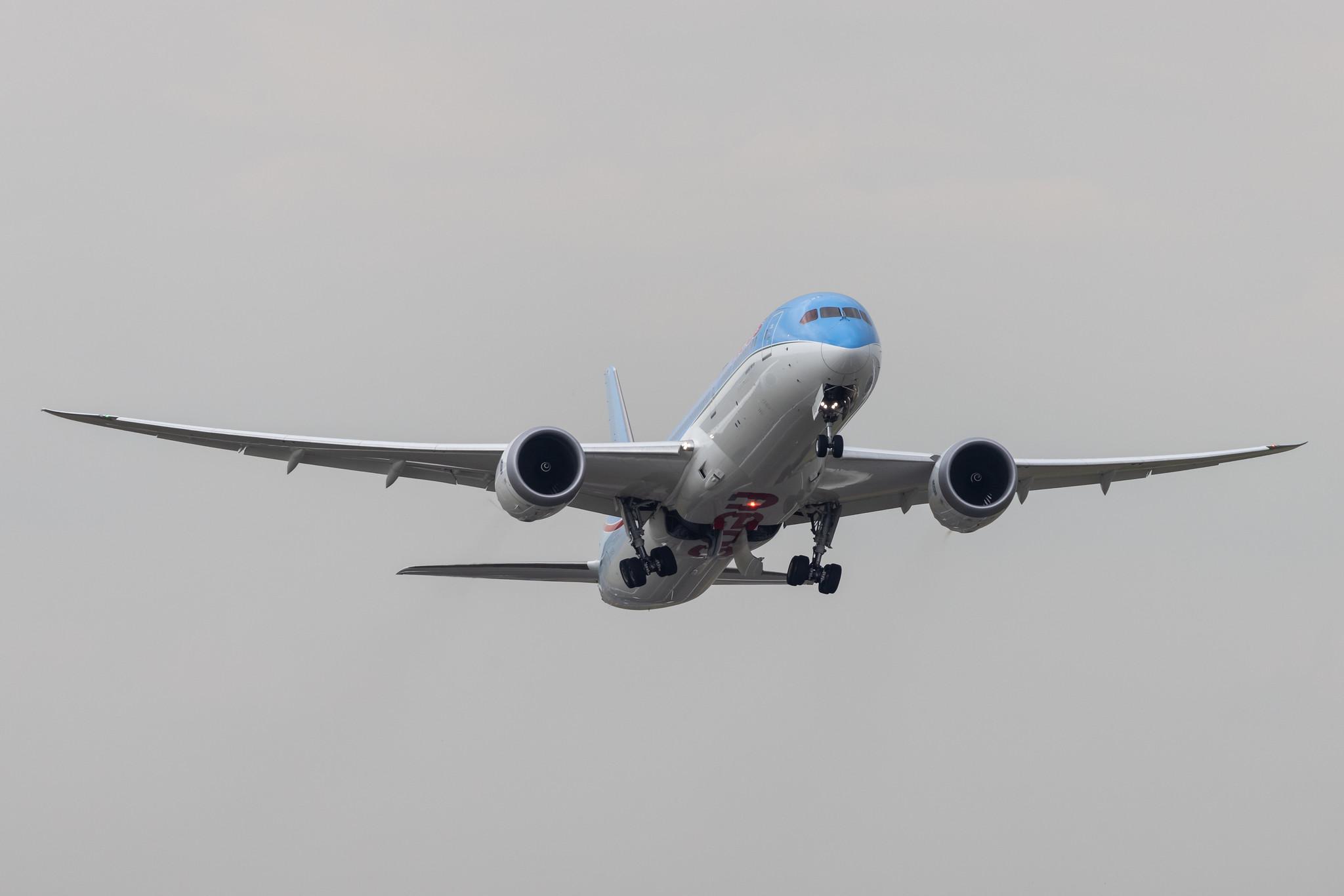 Hamburg Airport: Neos (NO / NOS) | Boeing 787-9 Dreamliner B789 | EI-NUA | MSN 65314