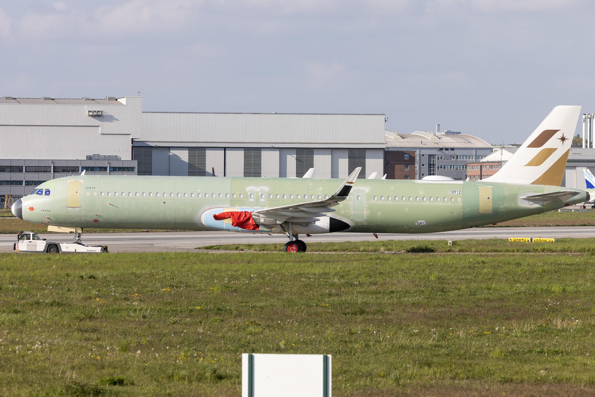 Hamburg Finkenwerder: Starlux Airlines (JX / SJX) | Airbus A321-252NX A21N | D-AXXG | MSN 10912