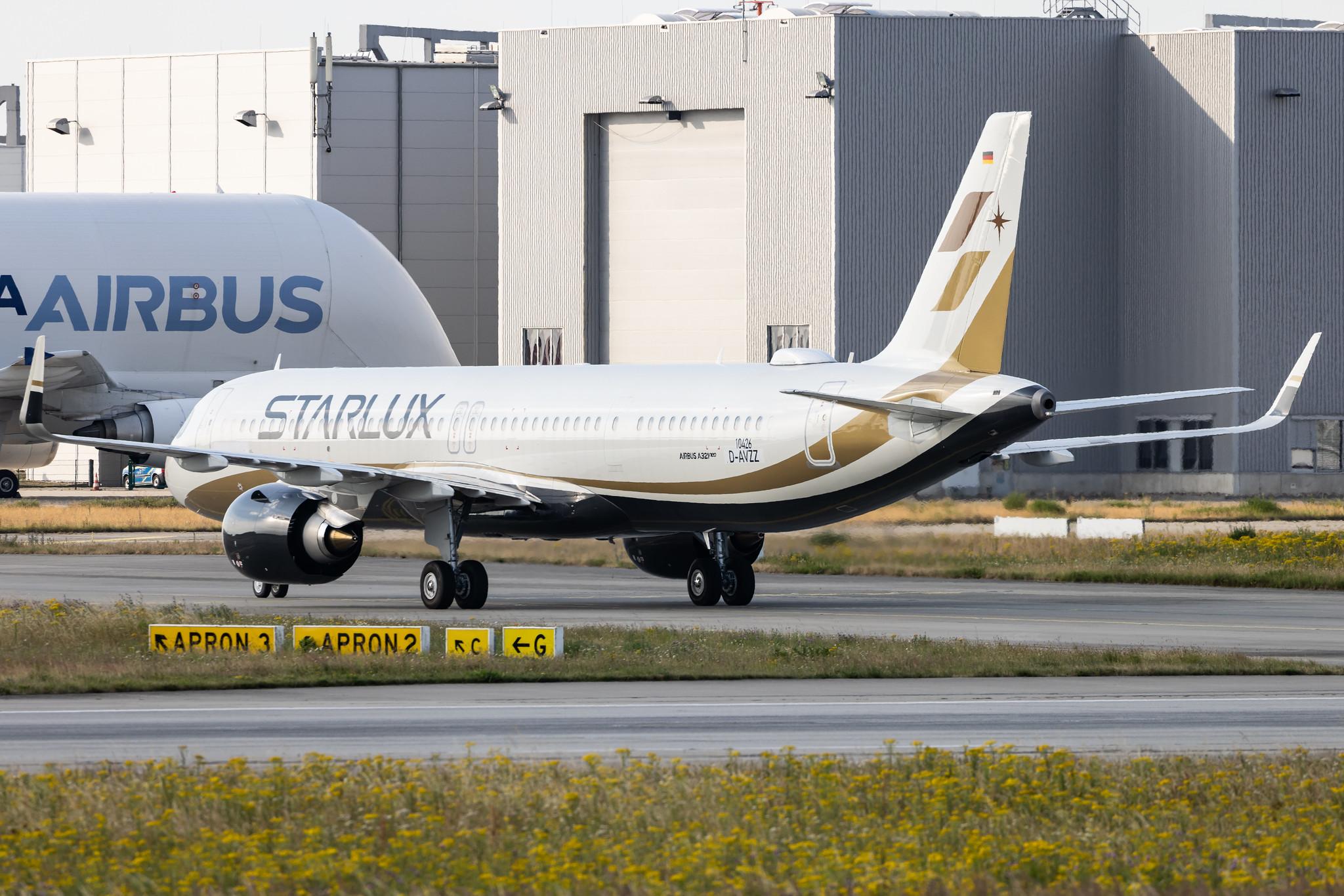 Hamburg Finkenwerder: Starlux Airlines (JX / SJX) | Airbus A321-252NX A21N | D-AVZZ | B-58206 | MSN 10426