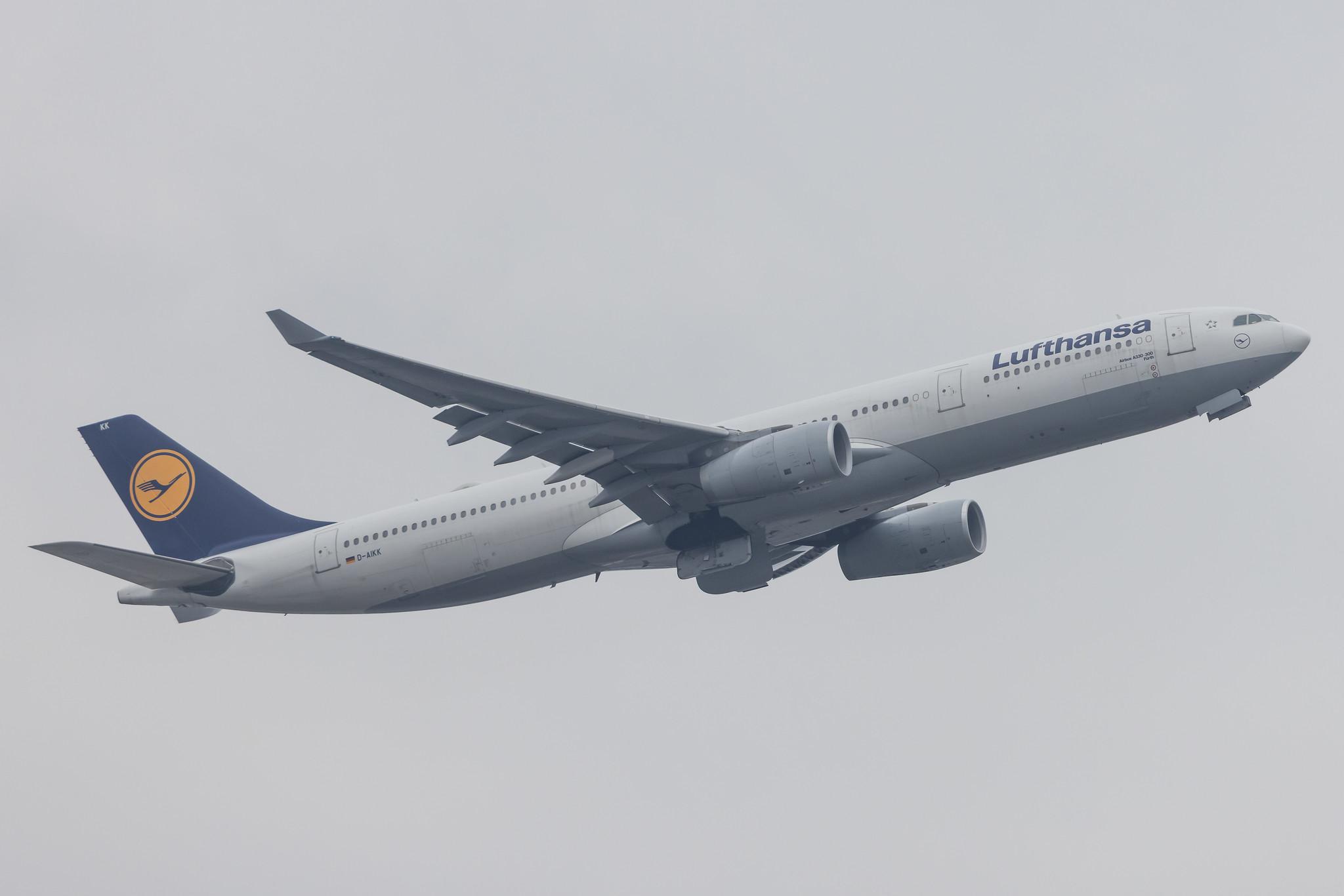 Frankfurt Airport: Lufthansa (LH / DLH) |  Airbus A330-343 A333 | D-AIKK | MSN 0896