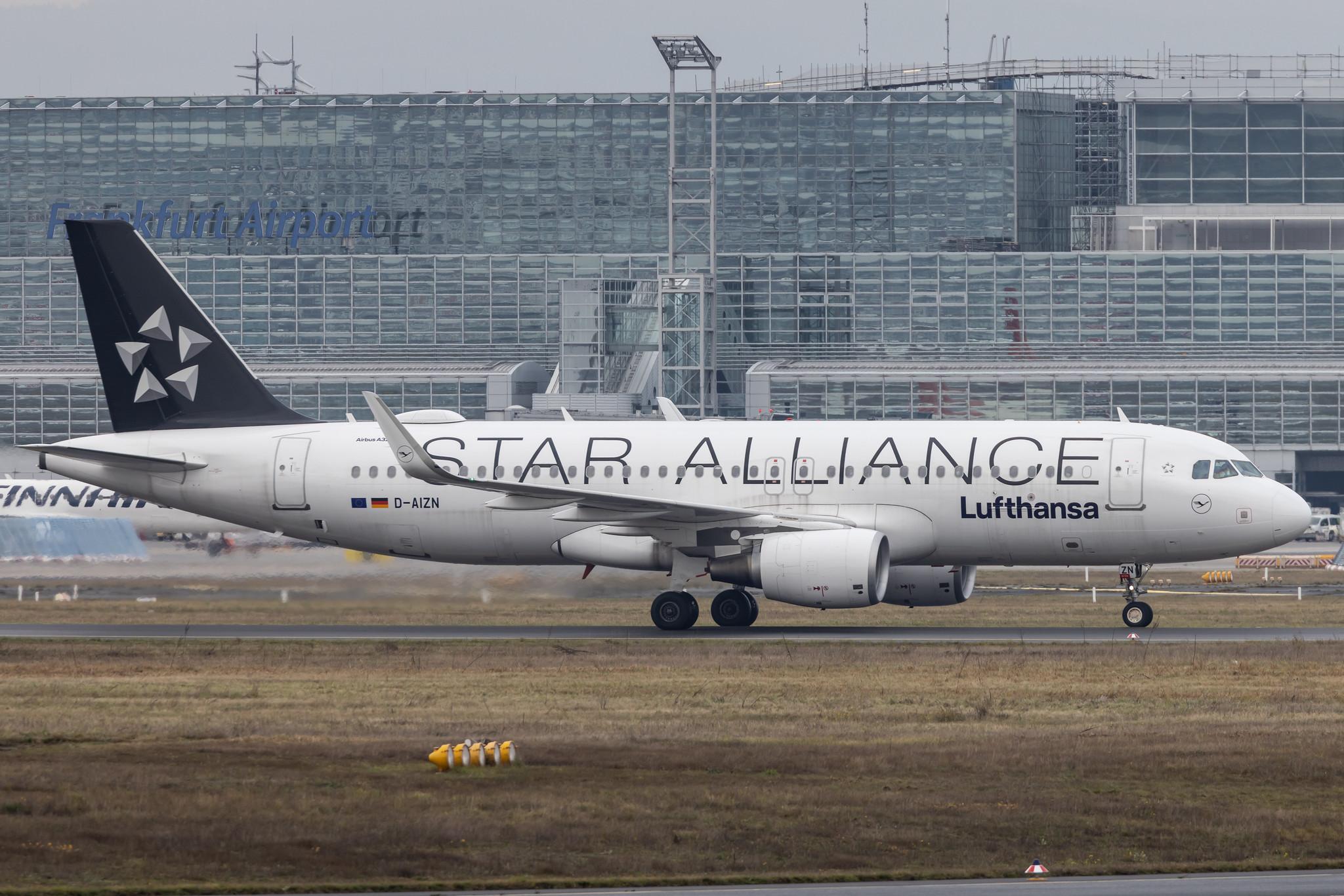 Frankfurt Airport: Lufthansa (LH / DLH) |  Livery: Star Alliance Livery |  Airbus A320-214 A320 | D-AIZN | MSN 5425