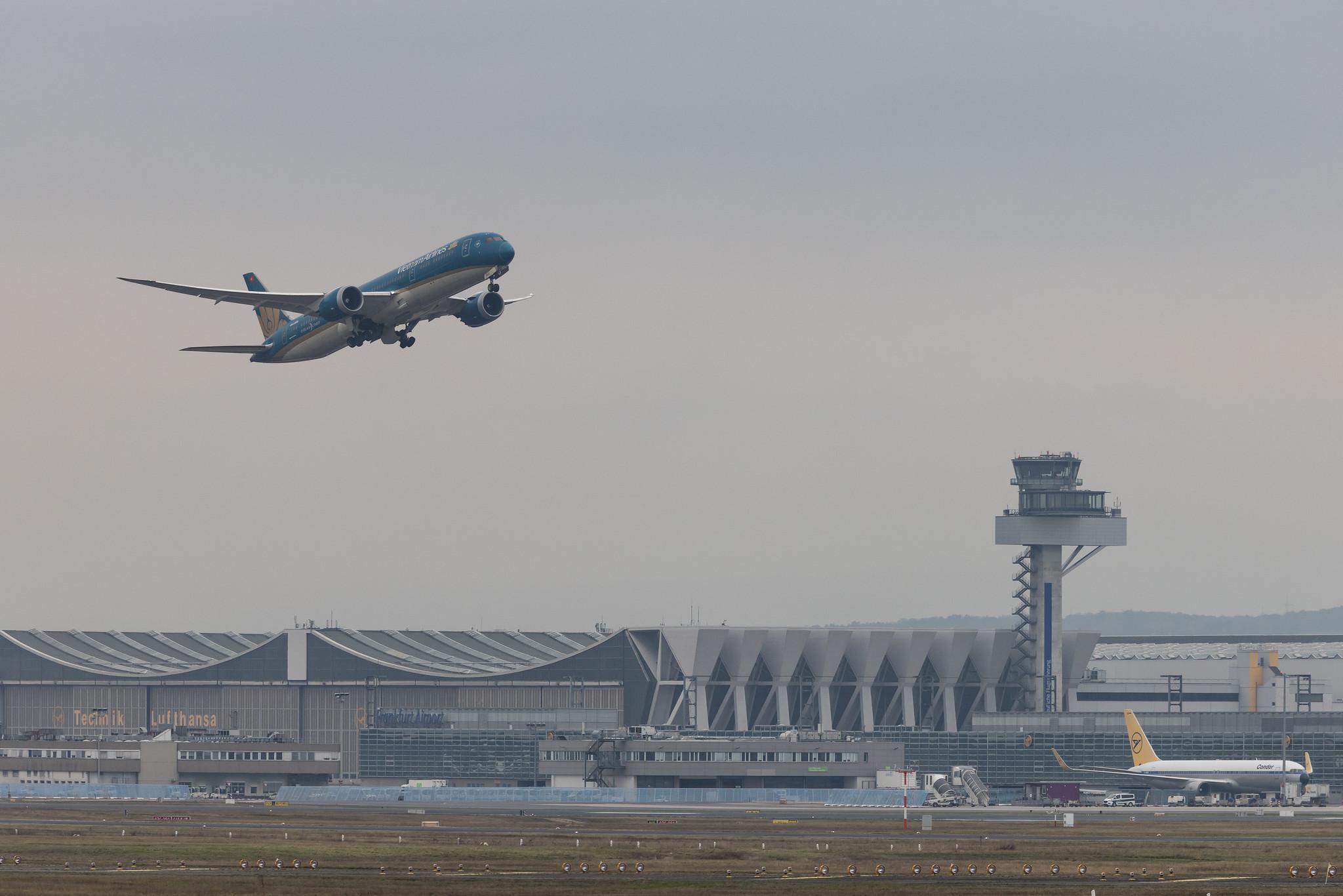 Frankfurt Airport: Vietnam Airlines (VN / HVN) |  Boeing 787-9 Dreamliner B789 | VN-A866 | MSN 38762