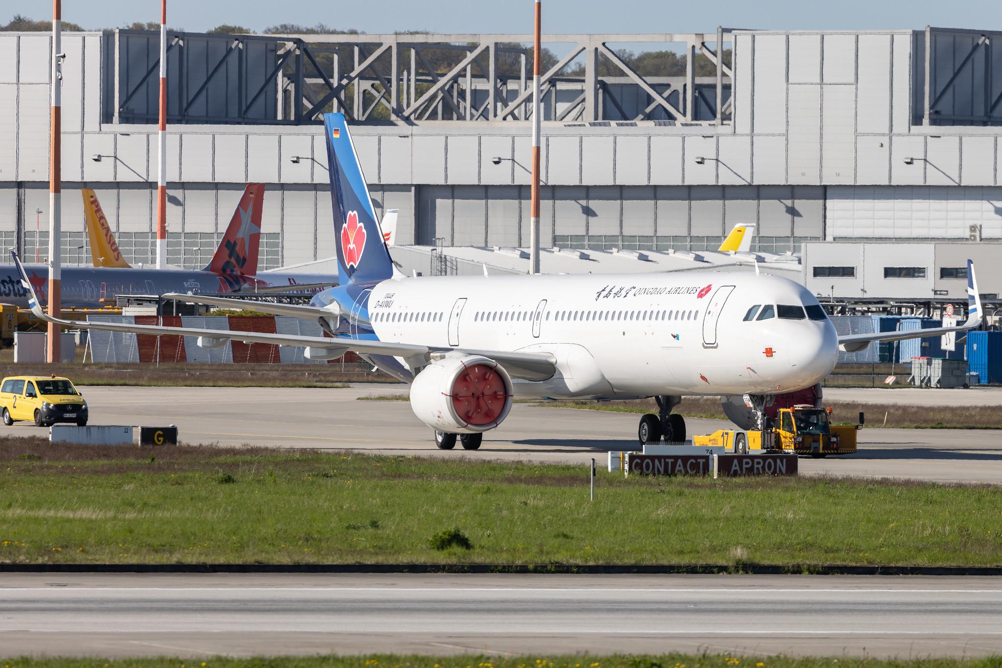 Hamburg Finkenwerder: Qingdao Airlines (QW / QDA) | Airbus A321-271NX A21N | D-AVWU | B-326M | MSN 10448