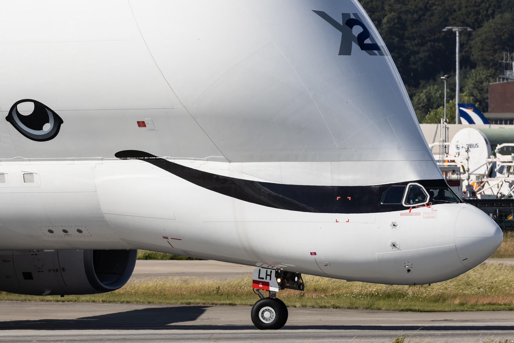 Hamburg Finkenwerder: Airbus Transport International (4Y / BGA) | Airbus A330-743L Beluga XL A337 | F-GXLH | MSN 1853