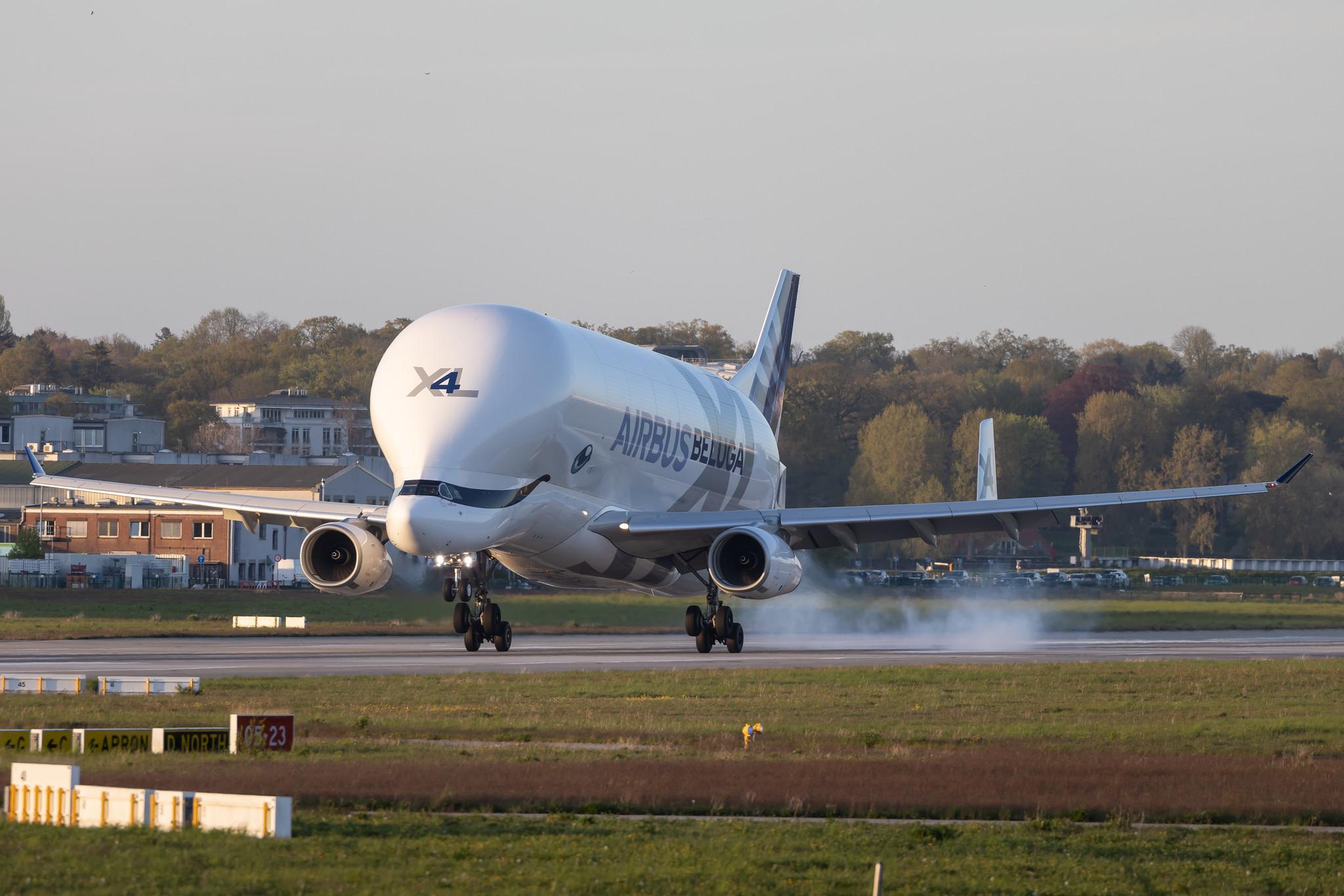 Hamburg Finkenwerder: Airbus Transport International (4Y / BGA) | Airbus A330-743L Beluga XL A337 | F-GXLJ | MSN 1985