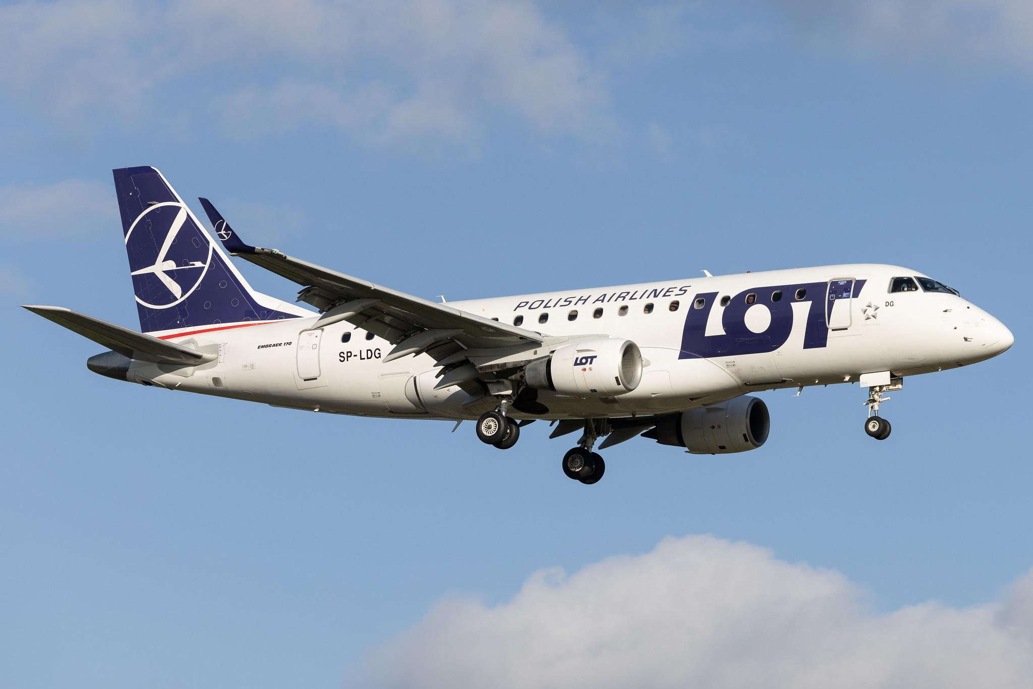 Hamburg Airport: LOT (LO / LOT) | Embraer E170STD E170 | SP-LDG | MSN 17000065