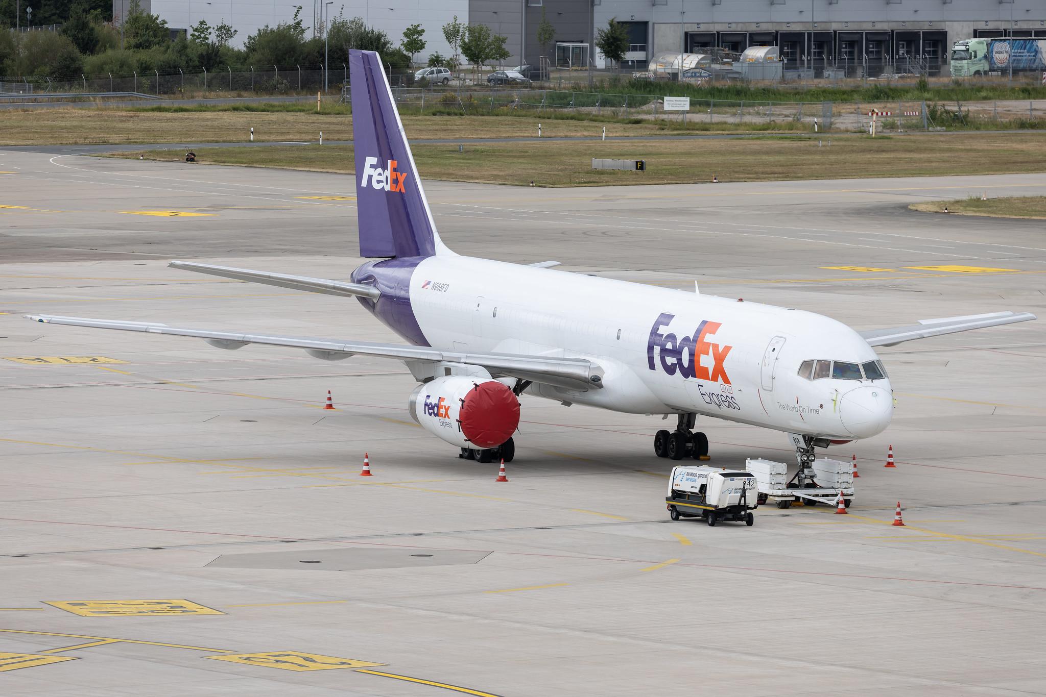 Hannover Airport: FedEx (FX / FDX) | Boeing 757-28A(SF) B752 | N968FD | MSN 26274