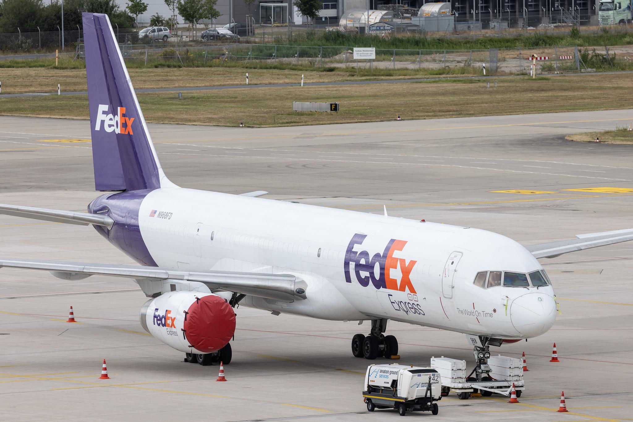 Hannover Airport: FedEx (FX / FDX) | Boeing 757-28A(SF) B752 | N968FD | MSN 26274