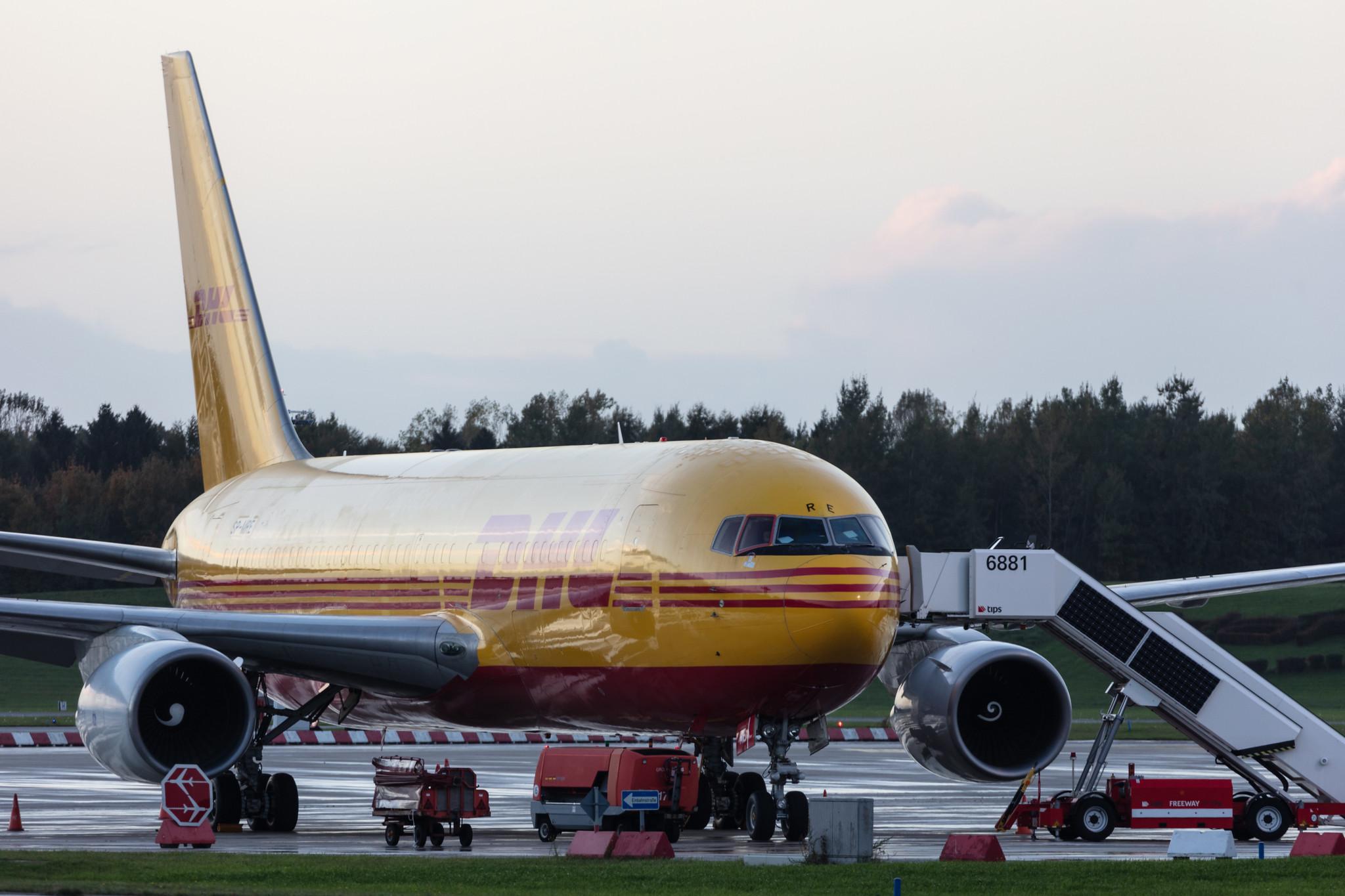 Hamburg Airport: DHL (D0 / DHK) | Operator: Skytaxi |  Boeing 767-281(BDSF) B762 | SP-MRE | MSN 23146