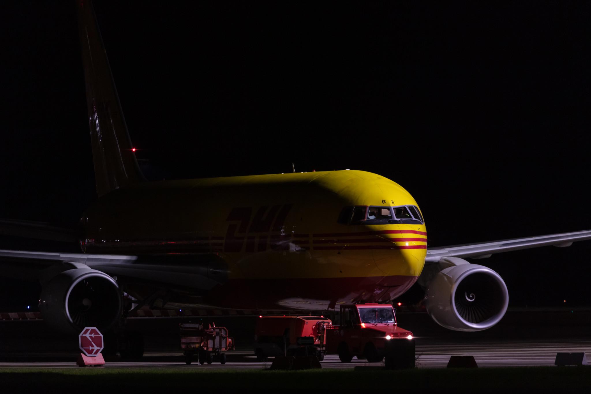 Hamburg Airport: DHL (D0 / DHK) | Operator: Skytaxi |  Boeing 767-281(BDSF) B762 | SP-MRE | MSN 23146
