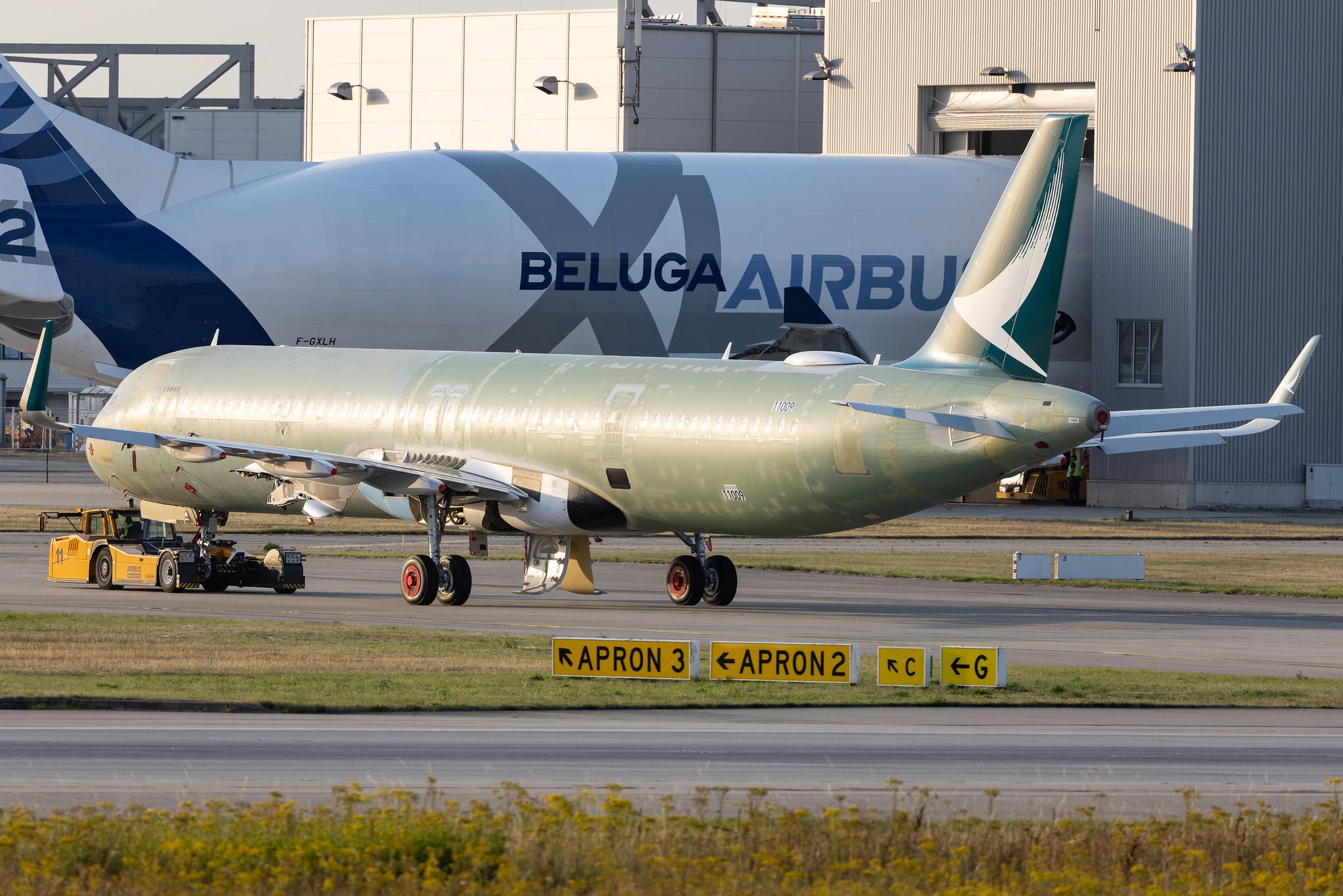 Hamburg Finkenwerder: Cathay Pacific (CX / CPA) | Airbus A321-251NX A21N | D- | MSN 11009