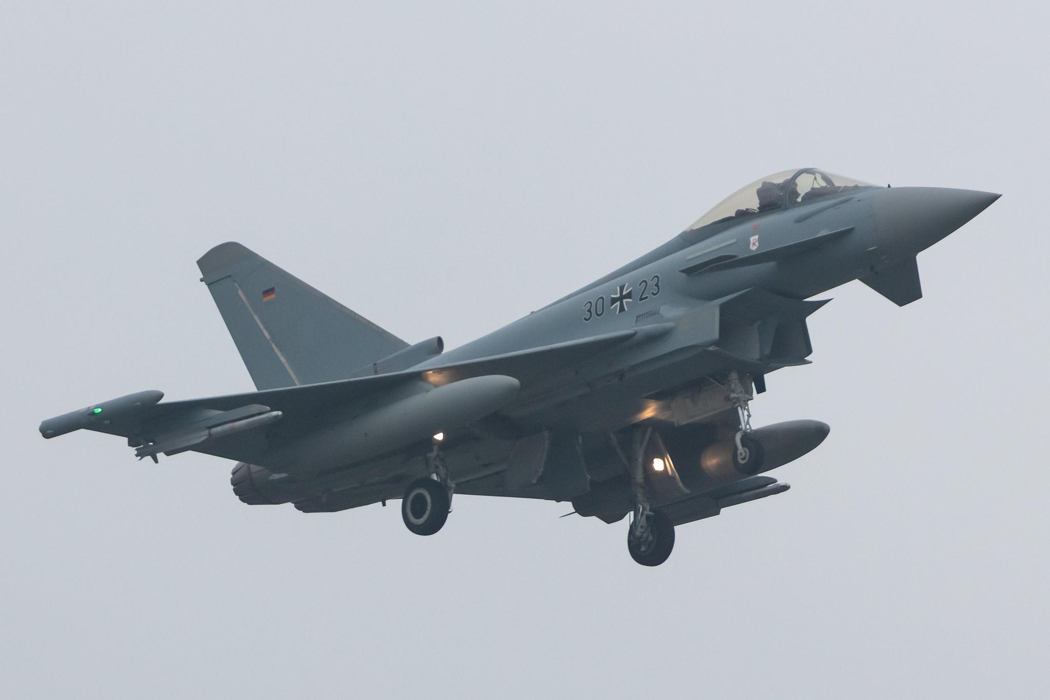 Fliegerhorst Hohn: German Air Force (/ GAF) | Eurofighter Typhoon EF2000 EUFI | 30+23 | MSN GS0014