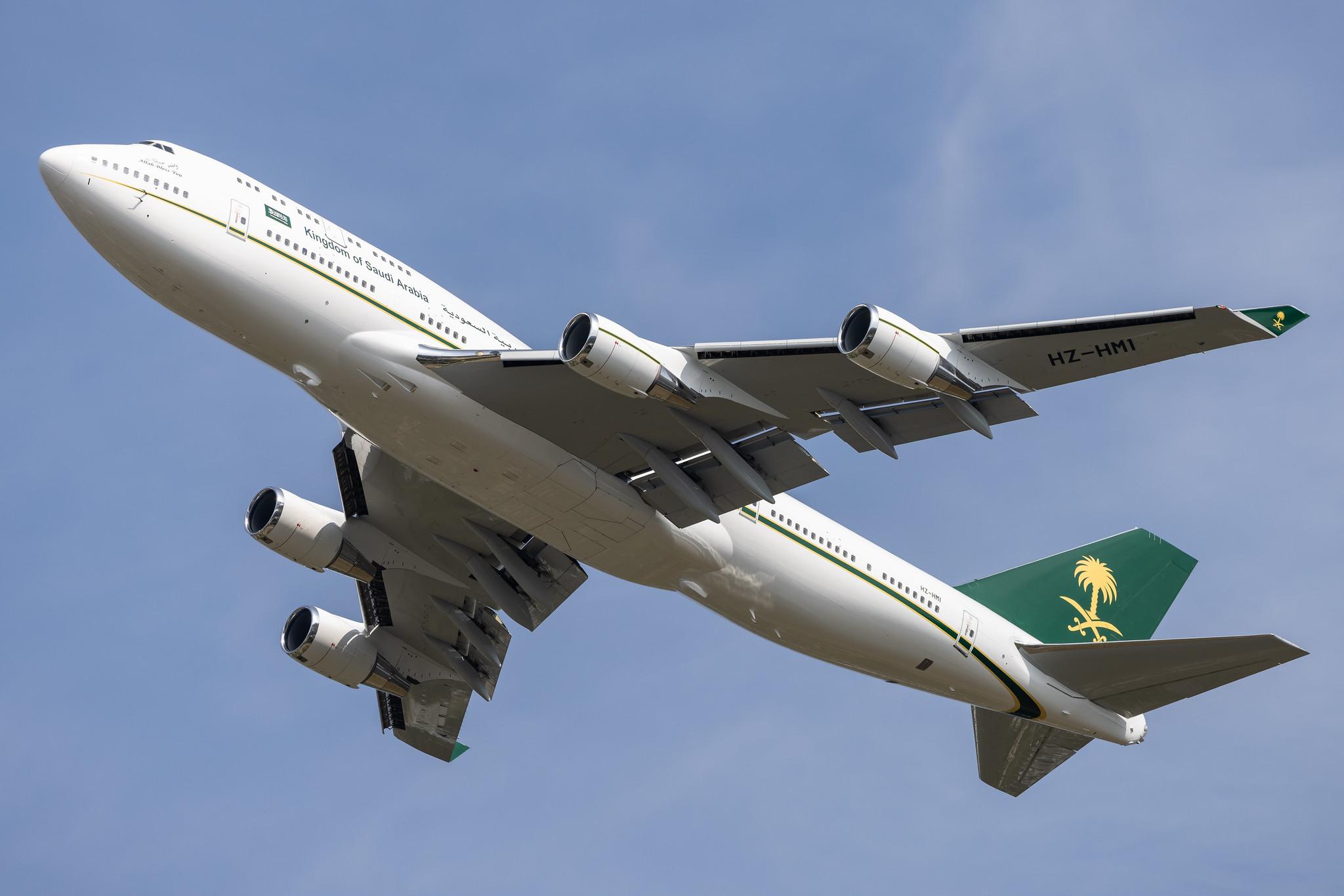 Hamburg Airport: Saudia Royal Fleet (SV / SVA) | Operator: Saudia | Boeing 747-468 B744 | HZ-HM1 | MSN 28343