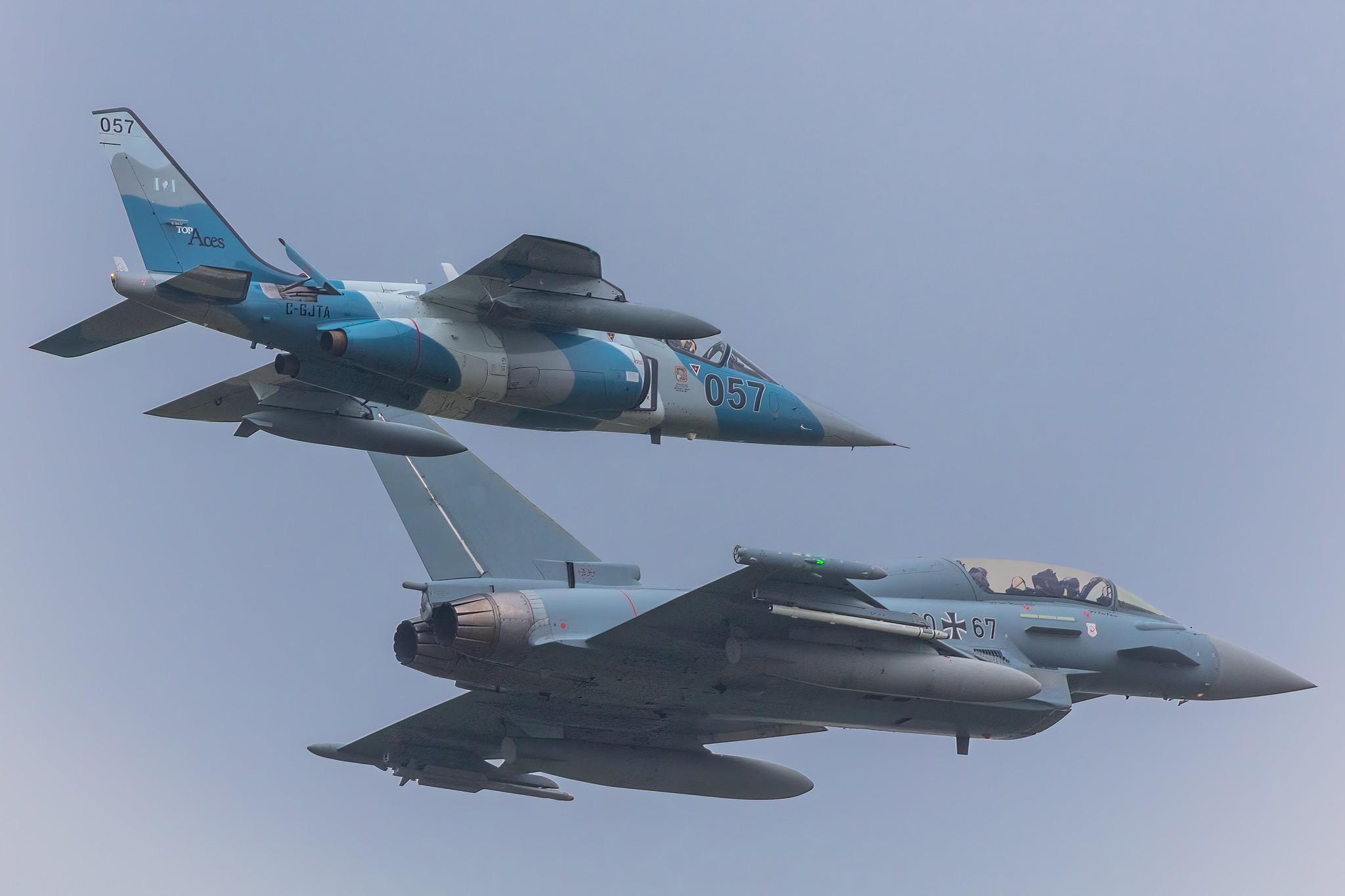 Fliegerhorst Hohn: German Air Force (/ GAF) | Eurofighter Typhoon EF2000 EUFI | 30+67 | MSN GT0018