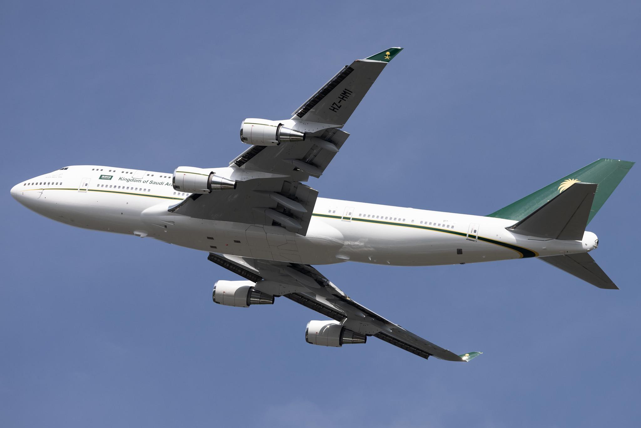 Hamburg Airport: Saudia Royal Fleet (SV / SVA) | Operator: Saudia | Boeing 747-468 B744 | HZ-HM1 | MSN 28343