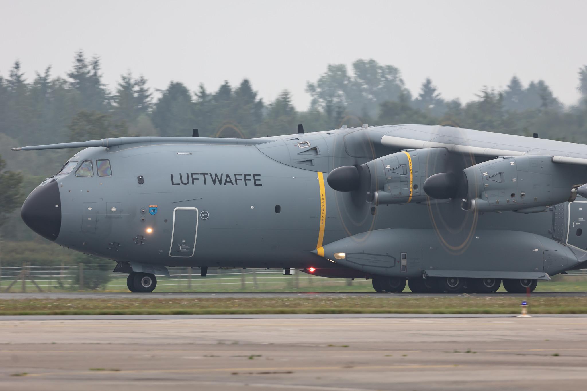 Fliegerhorst Hohn: German Air Force (/ GAF) | Airbus A400M-180 A400 | 54+25 | MSN 085
