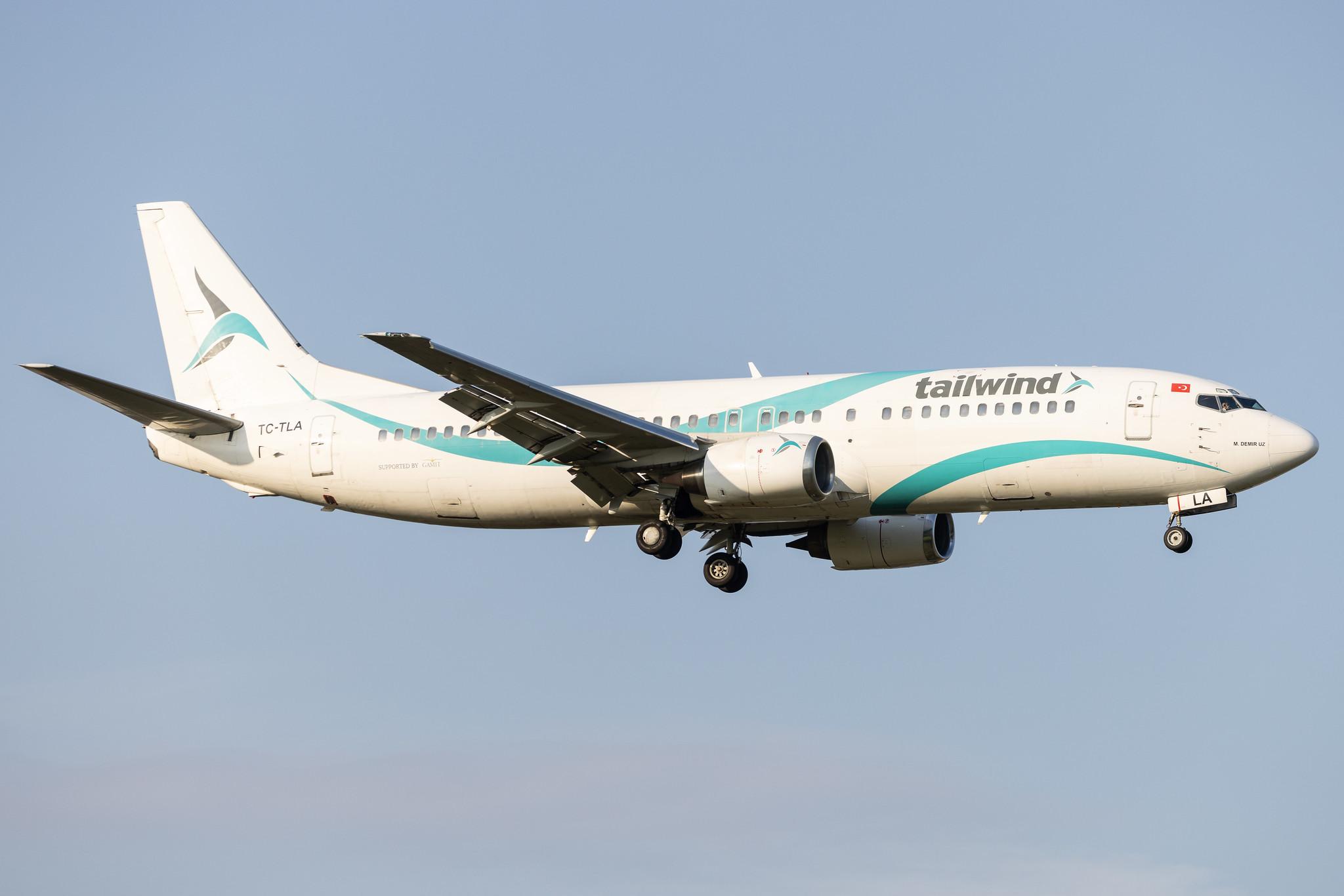 Hamburg Airport: Tailwind Airlines (TI / TWI) | Boeing 737-4Q8 B734 | TC-TLA | MSN 25107