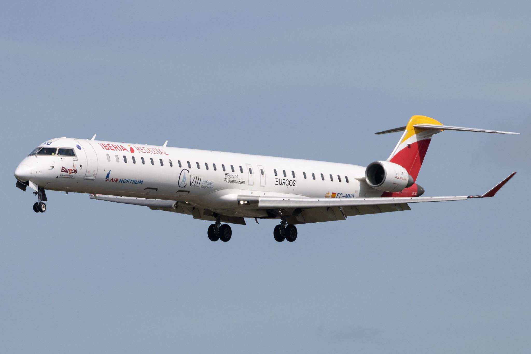Hamburg Airport: Iberia Regional (IB / IBE) |  Livery: Islas Cíes Livery | Operator: Air Nostrum |  Mitsubishi CRJ-1000 CRJX | EC-MNQ | MSN 19051