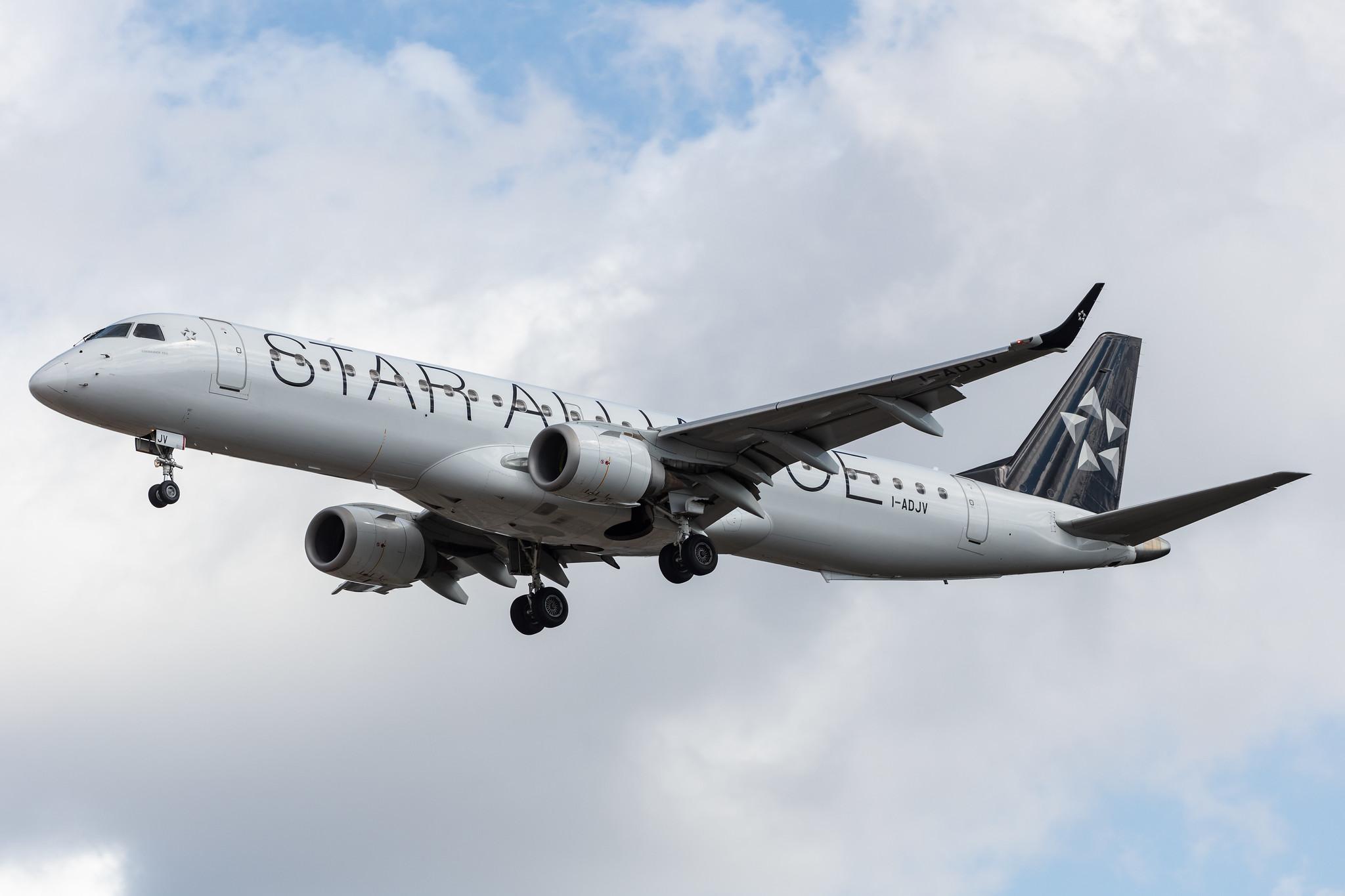 Frankfurt Airport: Air Dolomiti (EN / DLA) |  Livery: Star Alliance Livery |  Embraer E195LR E195 | I-ADJV | MSN 19000308