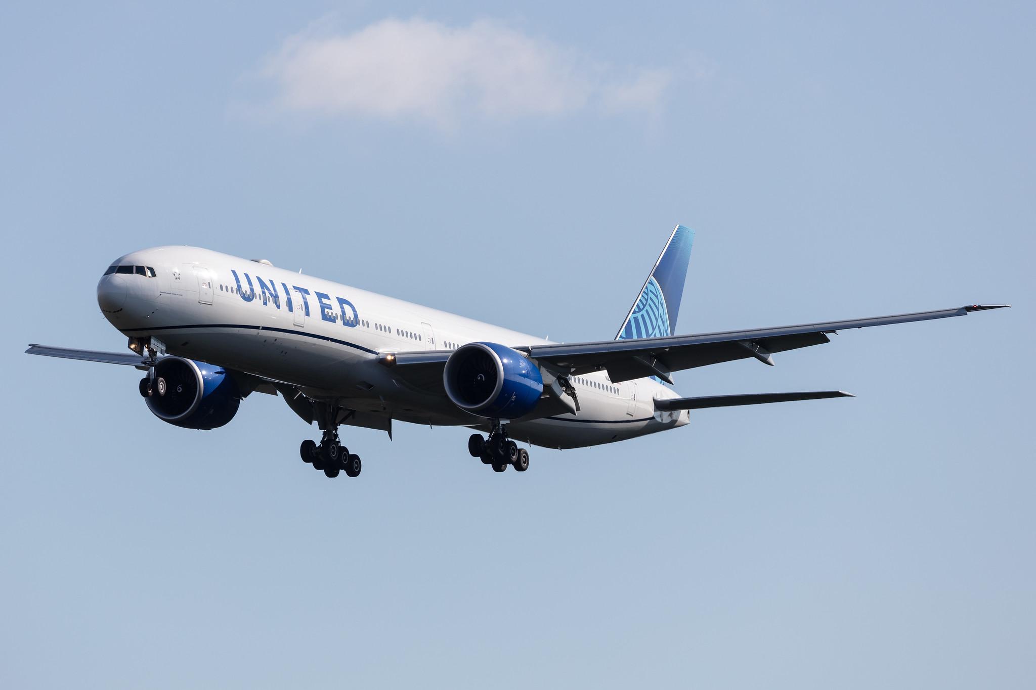Frankfurt Airport: United Airlines (UA / UAL) |  Boeing 777-300(ER) B77W | N2251U | MSN 66591