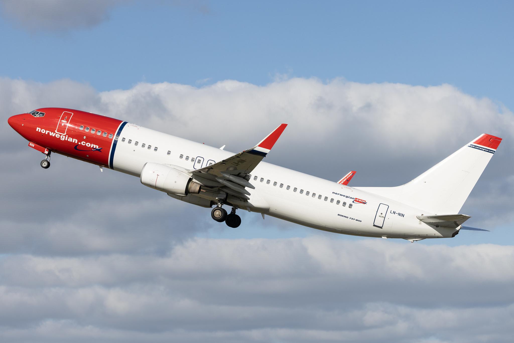 Hamburg Airport: Norwegian (DY / NOZ) | Operator: Norwegian Air Shuttle AOC |  Boeing 737-81M B738 | LN-NIN | MSN 30721