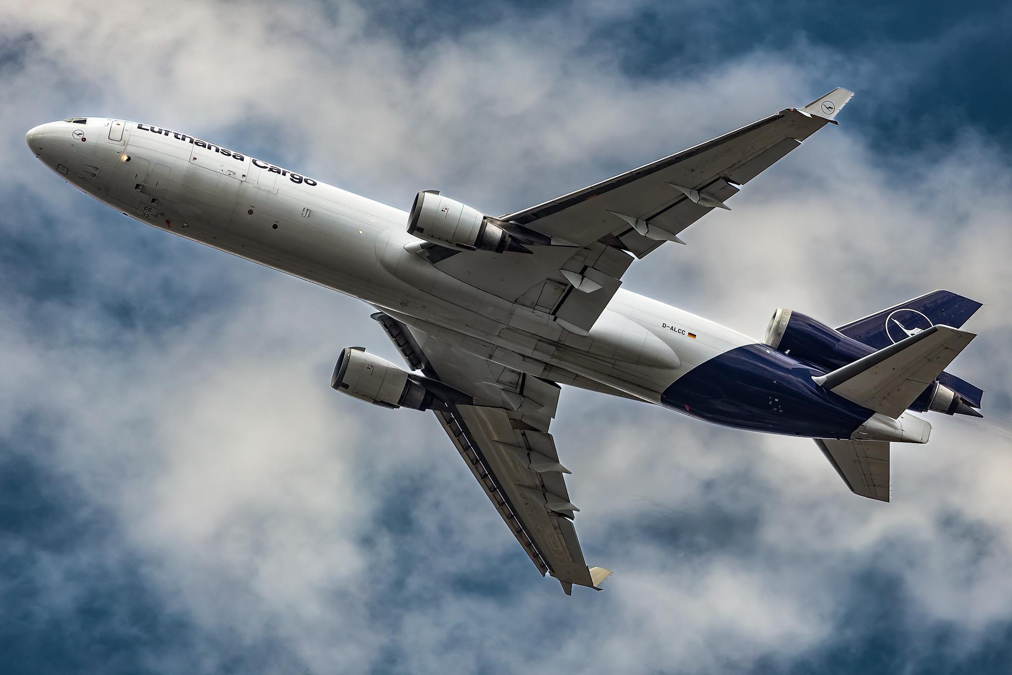 Frankfurt Airport: Lufthansa Cargo (/ GEC) |  McDonnell Douglas MD-11F MD11 | D-ALCC | MSN 48783