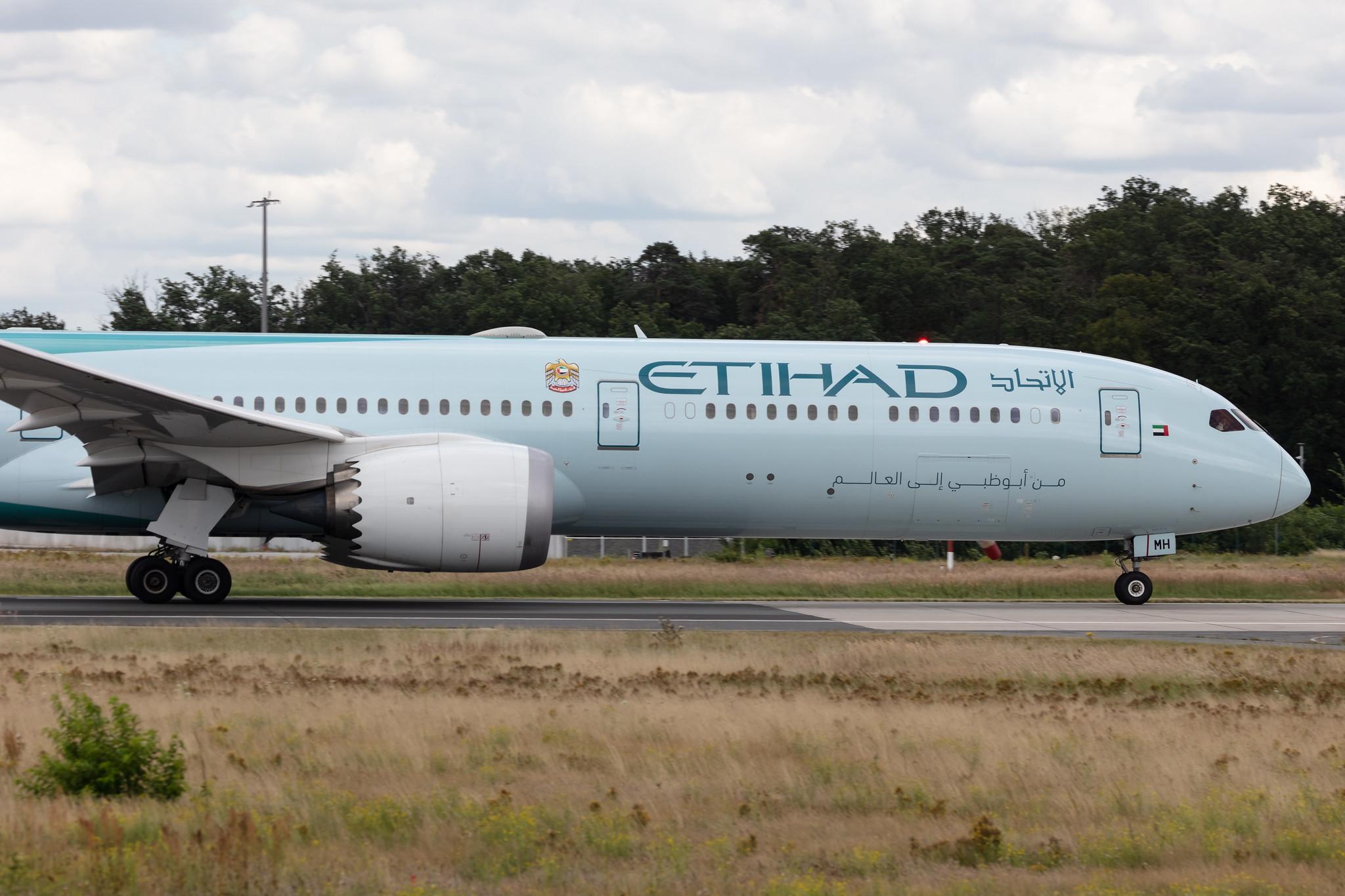 Frankfurt Airport: Etihad (EY / ETD) |  Livery: Greenliner Livery | Operator: Etihad Airways |  Boeing 787-10 Dreamliner B78X | A6-BMH | MSN 60765