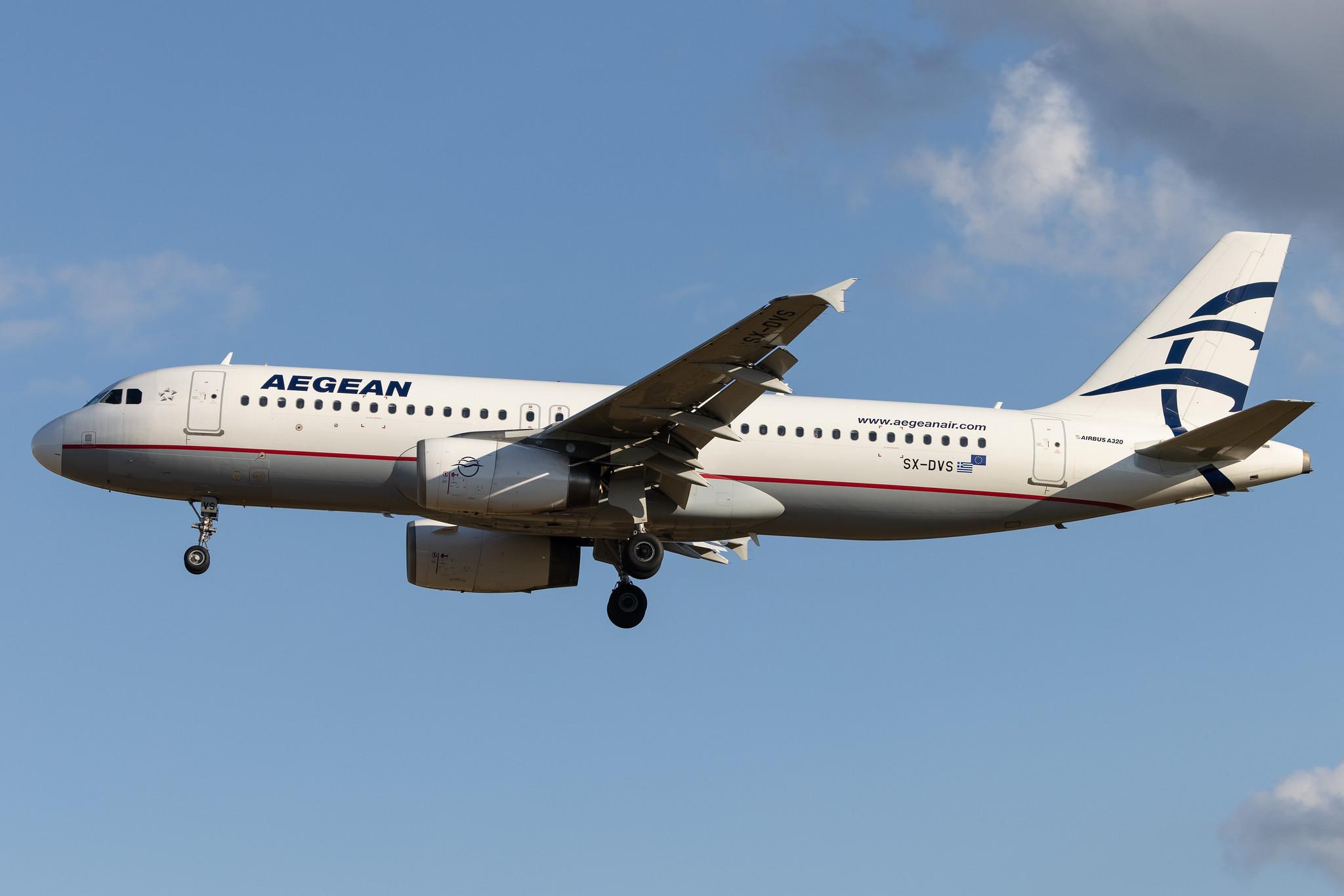 Hamburg Airport: Aegean Airlines (A3 / AEE) | Airbus A320-232 A320 | SX-DVS | MSN 3709