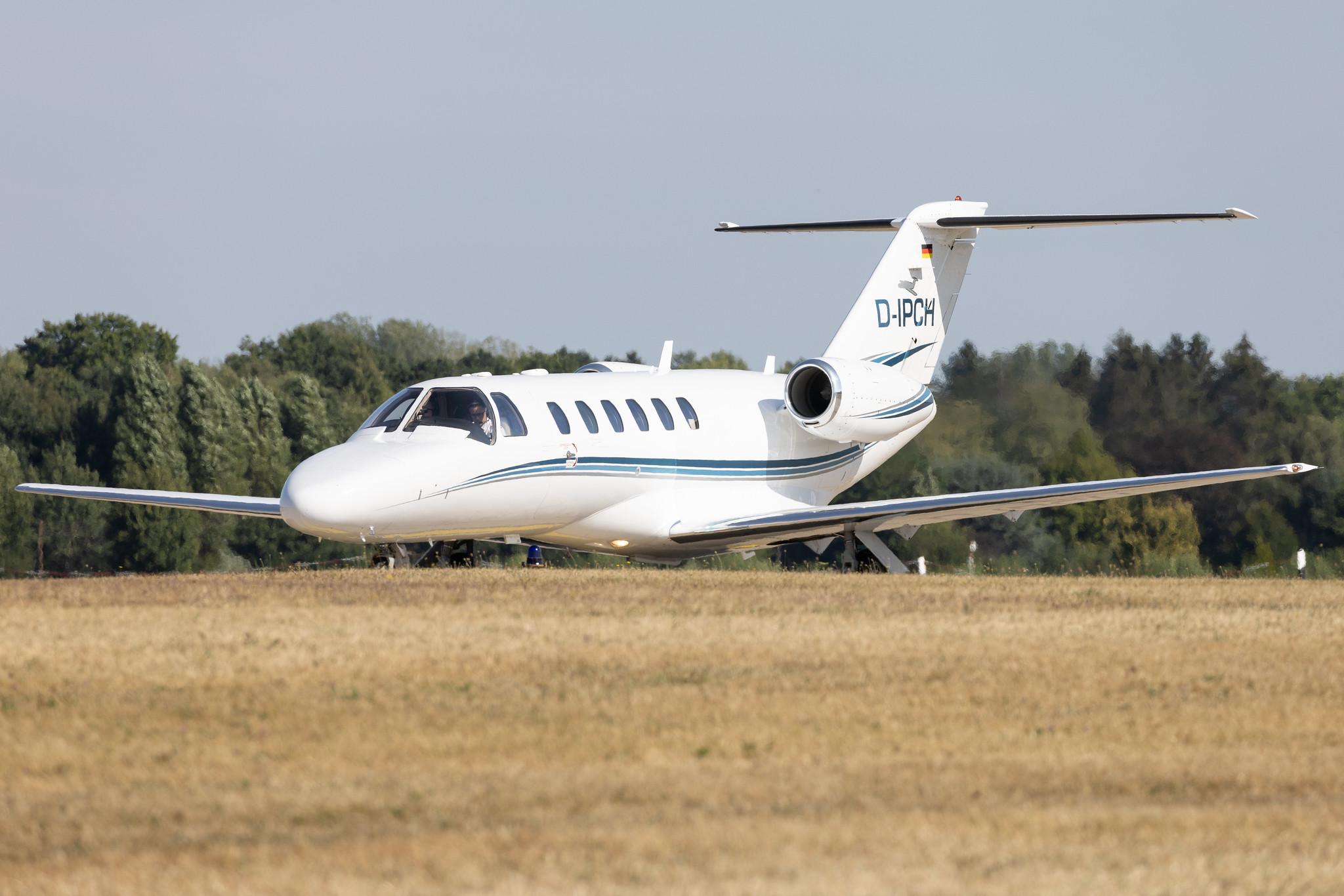 Hamburg Airport: JK JetKontor | Cessna 525A CitationJet CJ2+ C25A | D-IPCH | MSN 525A-0347