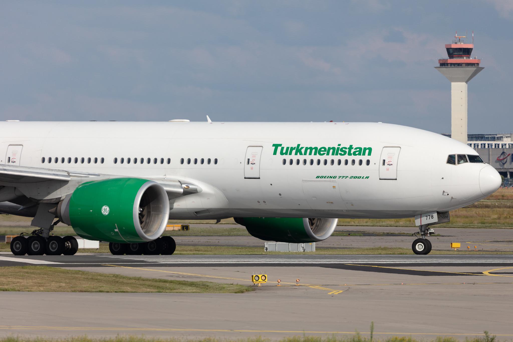 Frankfurt Airport: Turkmenistan Airlines (T5 / TUA) |  Boeing 777-22K(LR) B77L | EZ-A778 | MSN 42296