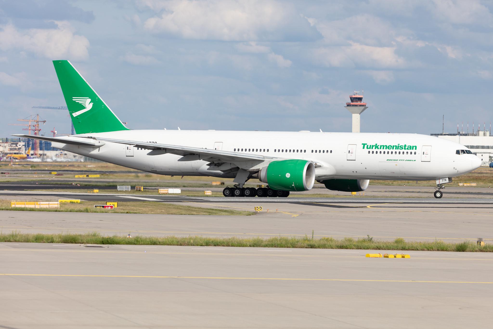 Frankfurt Airport: Turkmenistan Airlines (T5 / TUA) |  Boeing 777-22K(LR) B77L | EZ-A778 | MSN 42296