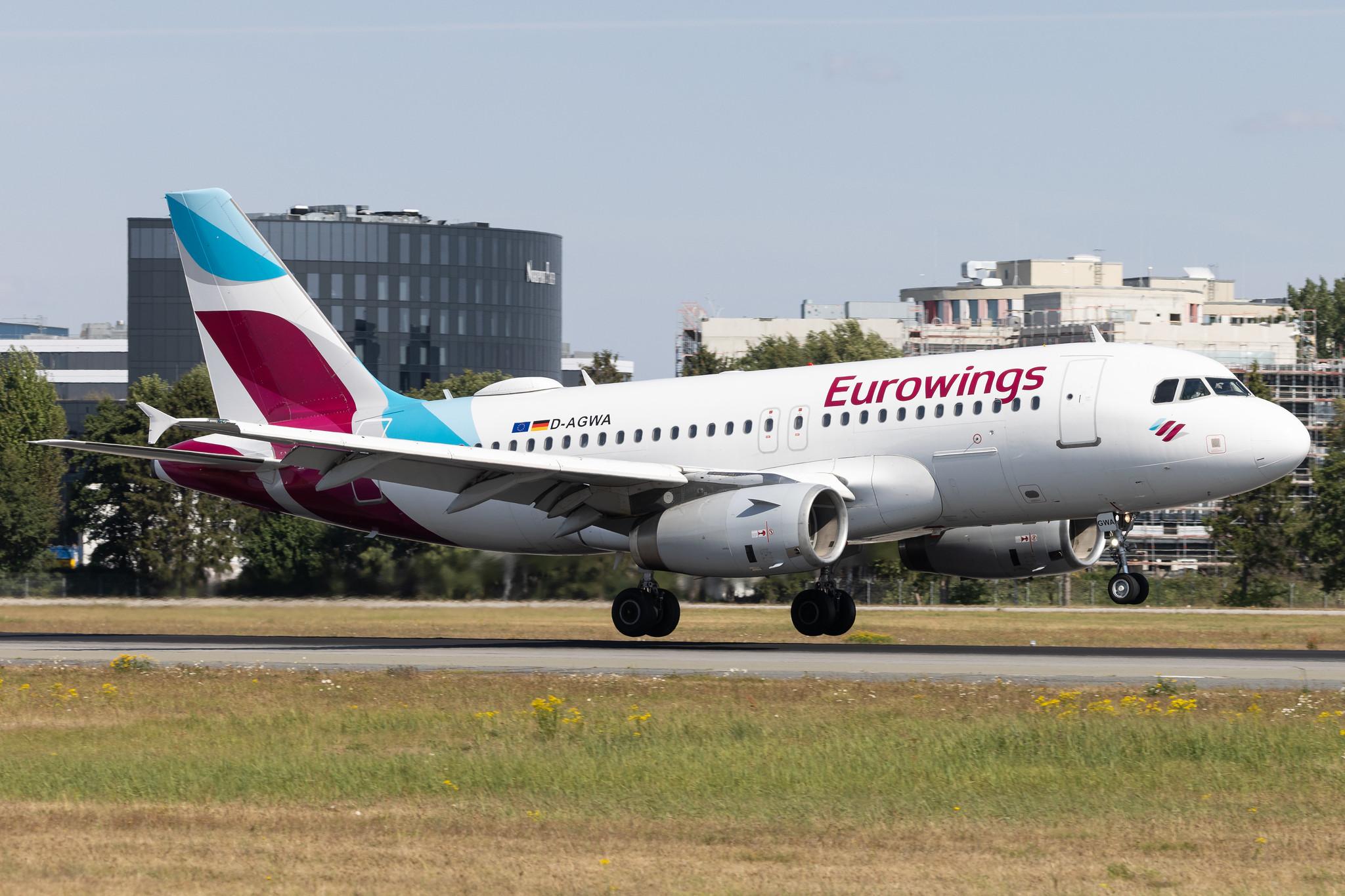 Hamburg Airport: Eurowings (EW / EWG) | Airbus A319-132 A319 | D-AGWA | MSN 2813