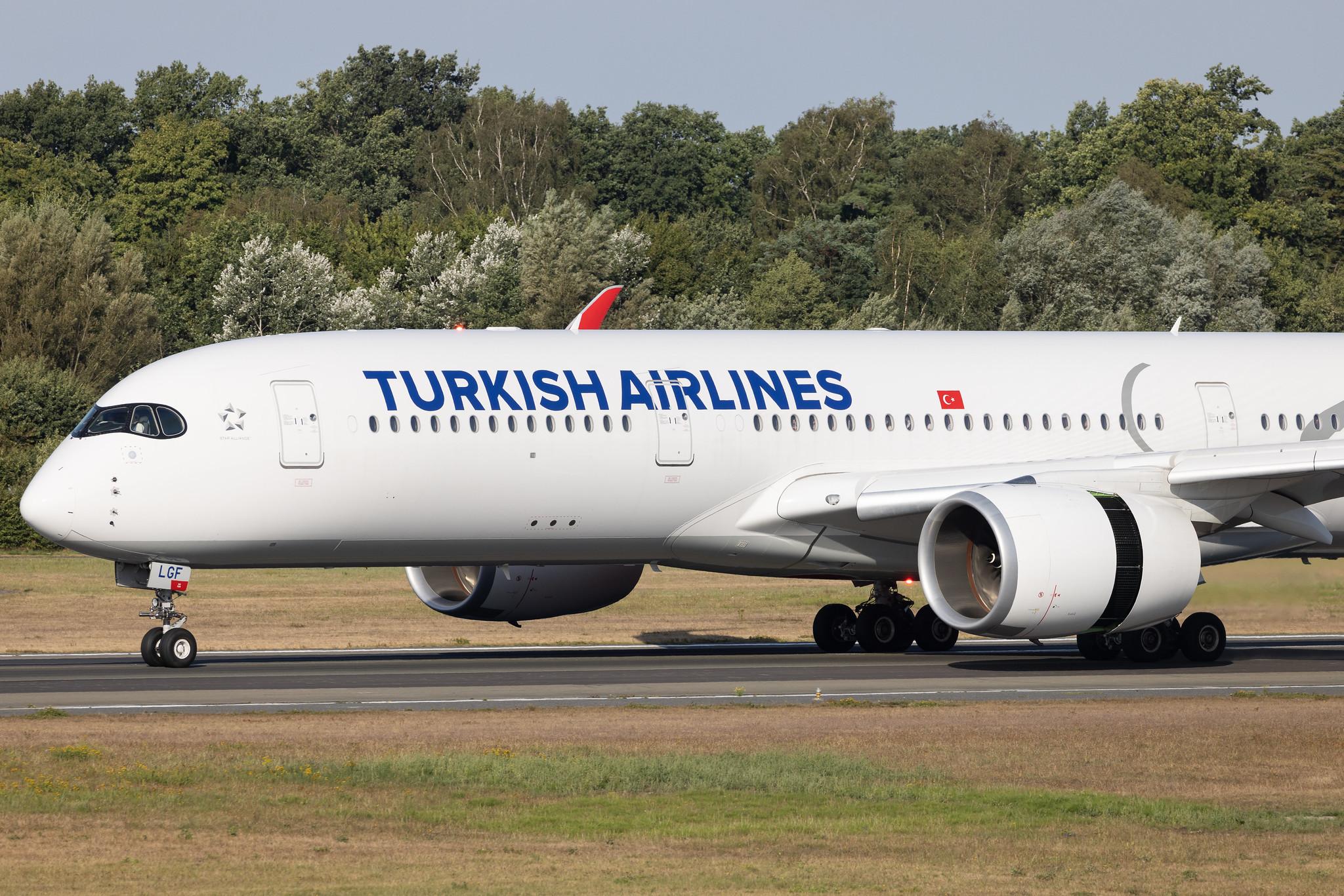 Hamburg Airport: Turkish Airlines (TK / THY) |  Airbus A350-941 A359 | TC-LGF | MSN 496