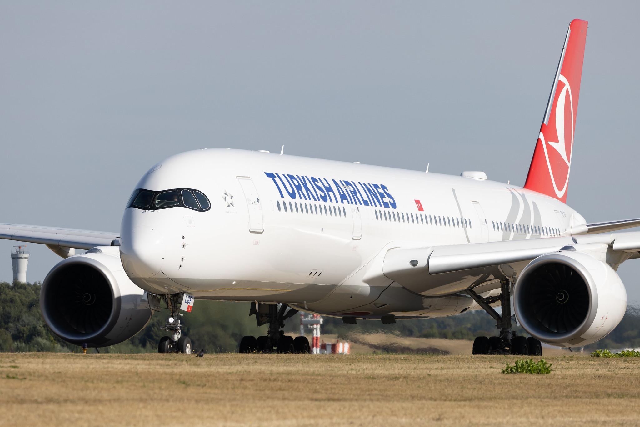 Hamburg Airport: Turkish Airlines (TK / THY) | Airbus A350-941 A359 | TC-LGF | MSN 496