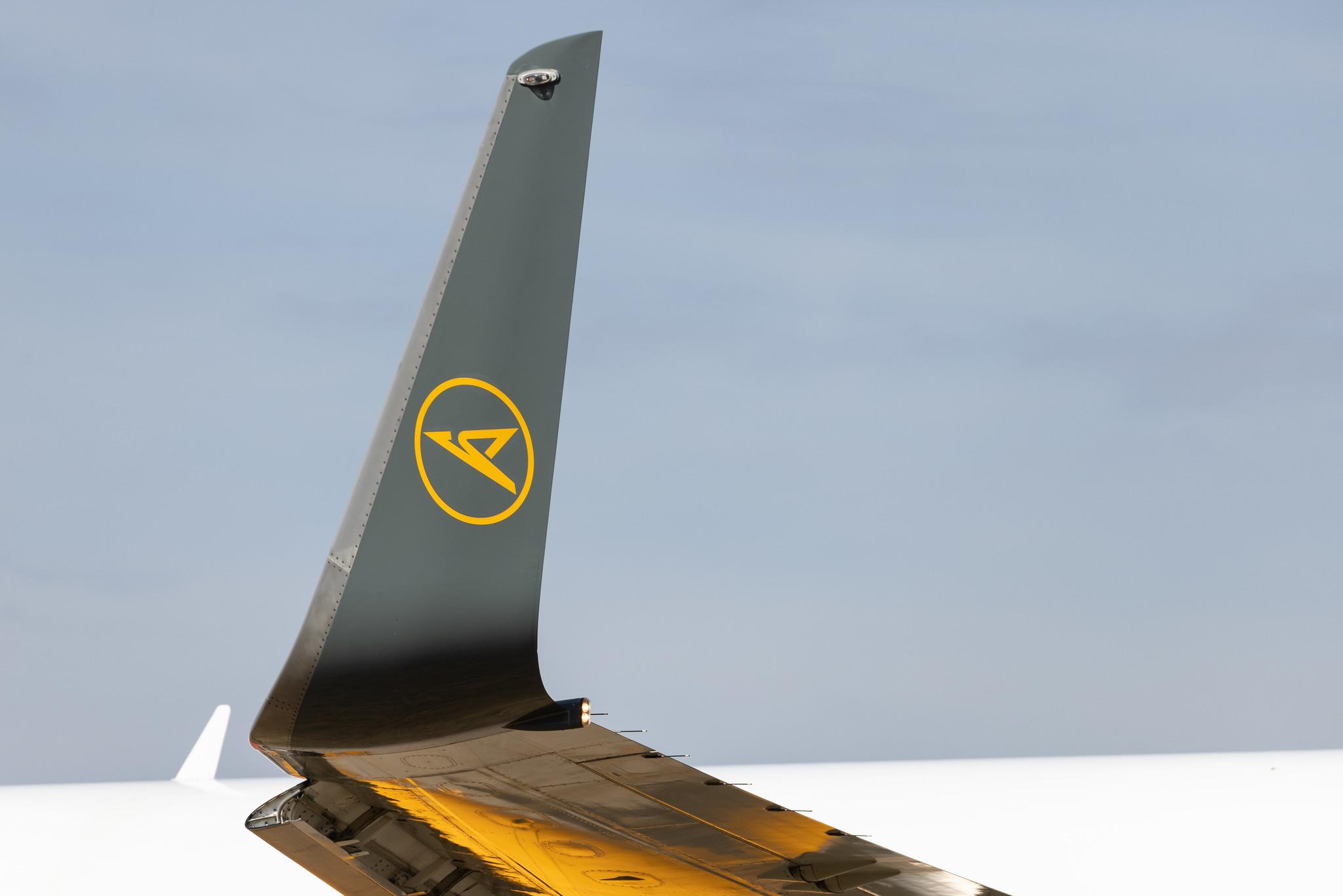 Hamburg Airport: Condor (DE / CFG) | Boeing 757-330 B753 | D-ABOH | MSN 30030