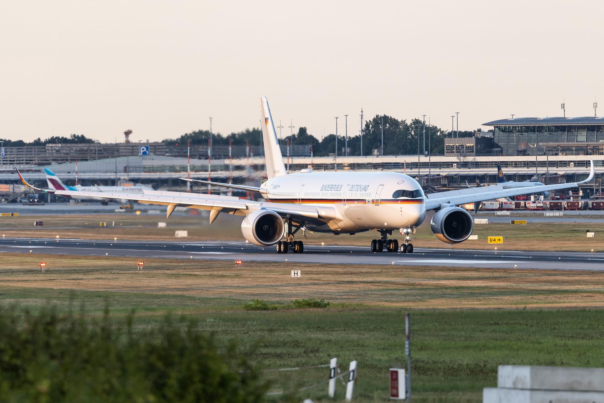 Hamburg Airport: German Air Force (/ GAF) | Airbus A350-941CJ A359 | D-AGVT | MSN 468