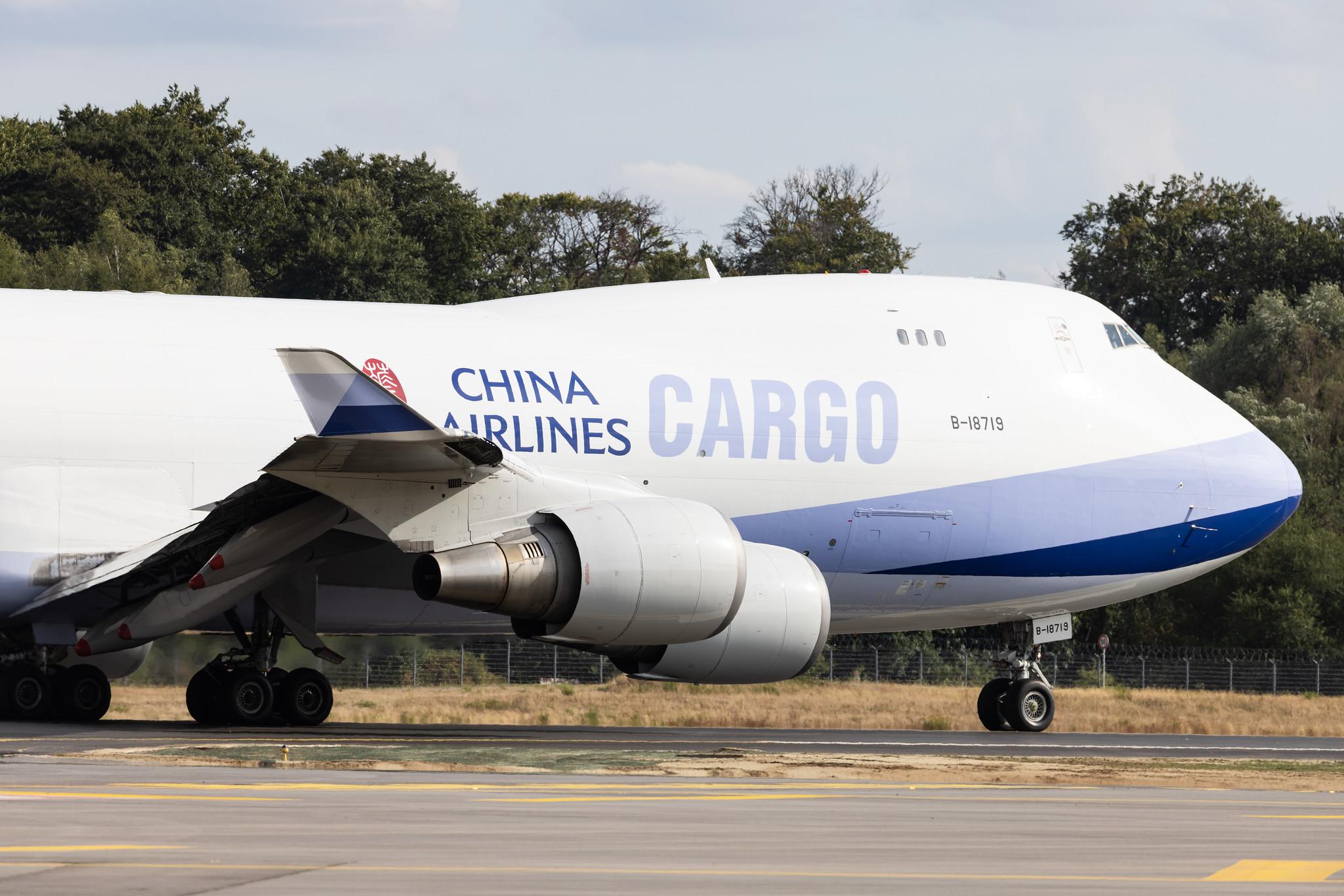 Luxembourg Findel Airport: China Airlines Cargo (CI / CAL) | Operator: China Airlines |  Boeing 747-409(F) B744 | B-18719 | MSN 33739