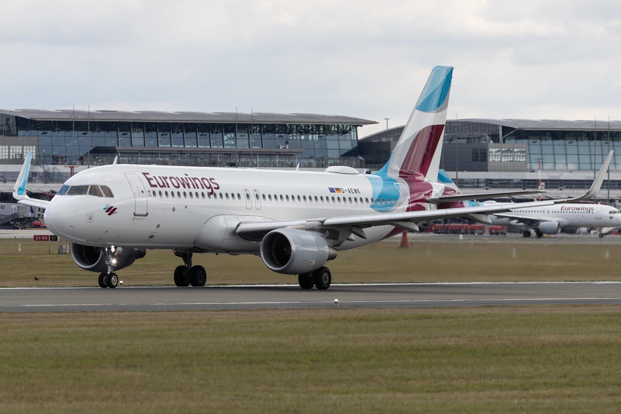 Hamburg Airport: Eurowings (EW / EWG) | Airbus A320-214 A320 | D-AEWK | MSN 7261