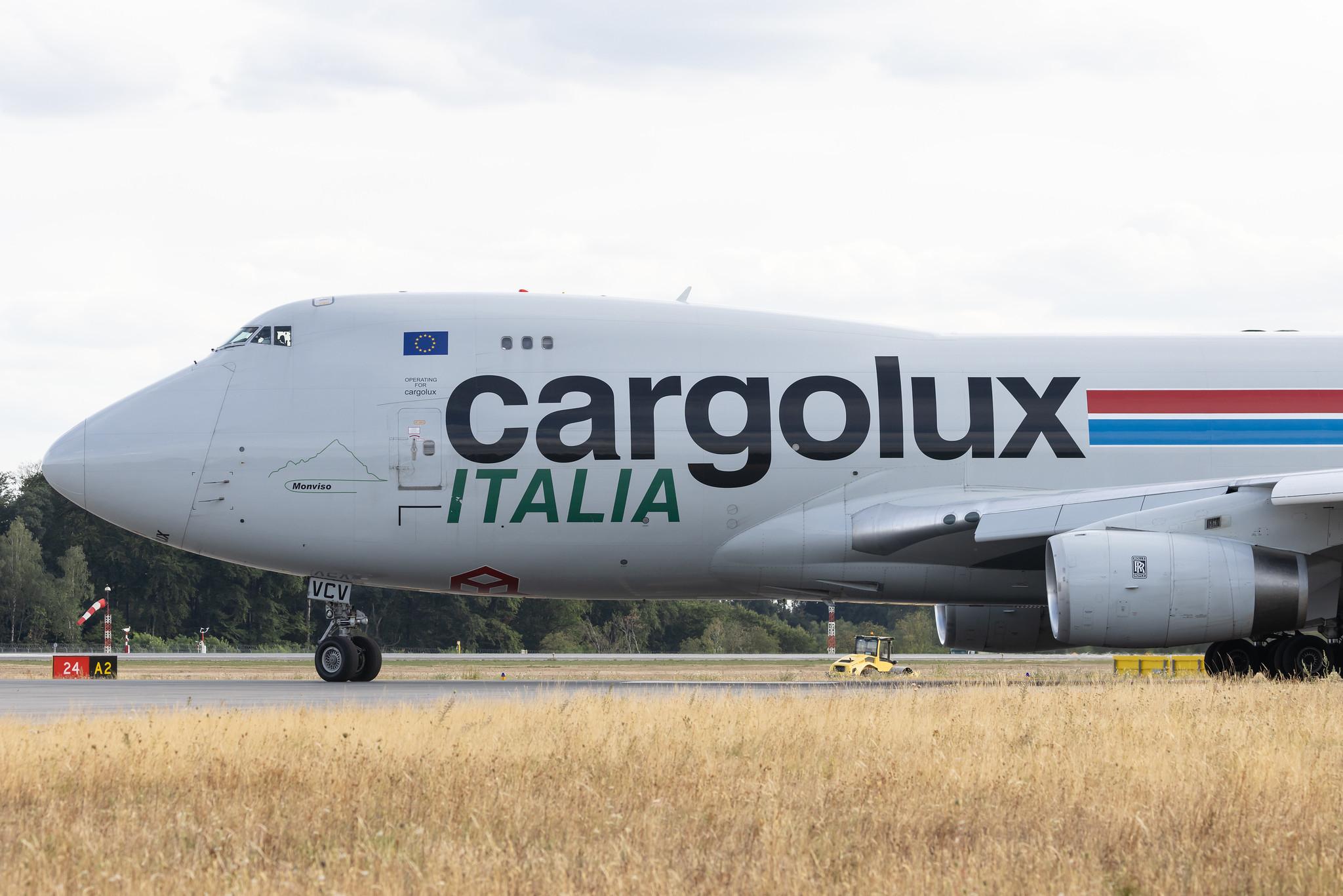 Luxembourg Findel Airport: Cargolux (CV / CLX) | Operator: Cargolux Italia | Boeing 747-4R7(F) B744 | LX-VCV | MSN 34235