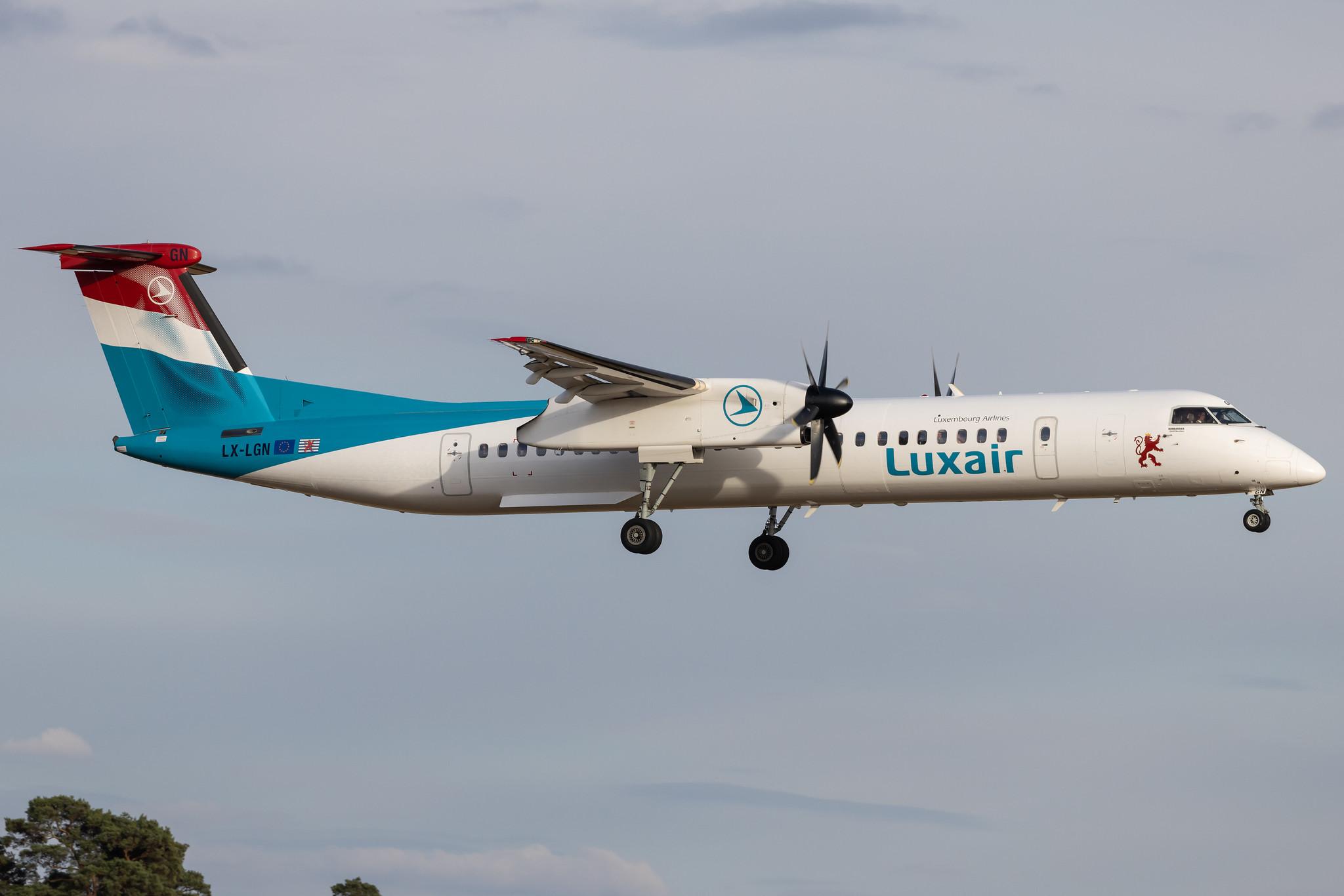 Luxembourg Findel Airport: Luxair (LG / LGL) |  De Havilland Canada Dash 8-400 DH8D | LX-LGN | MSN 4426